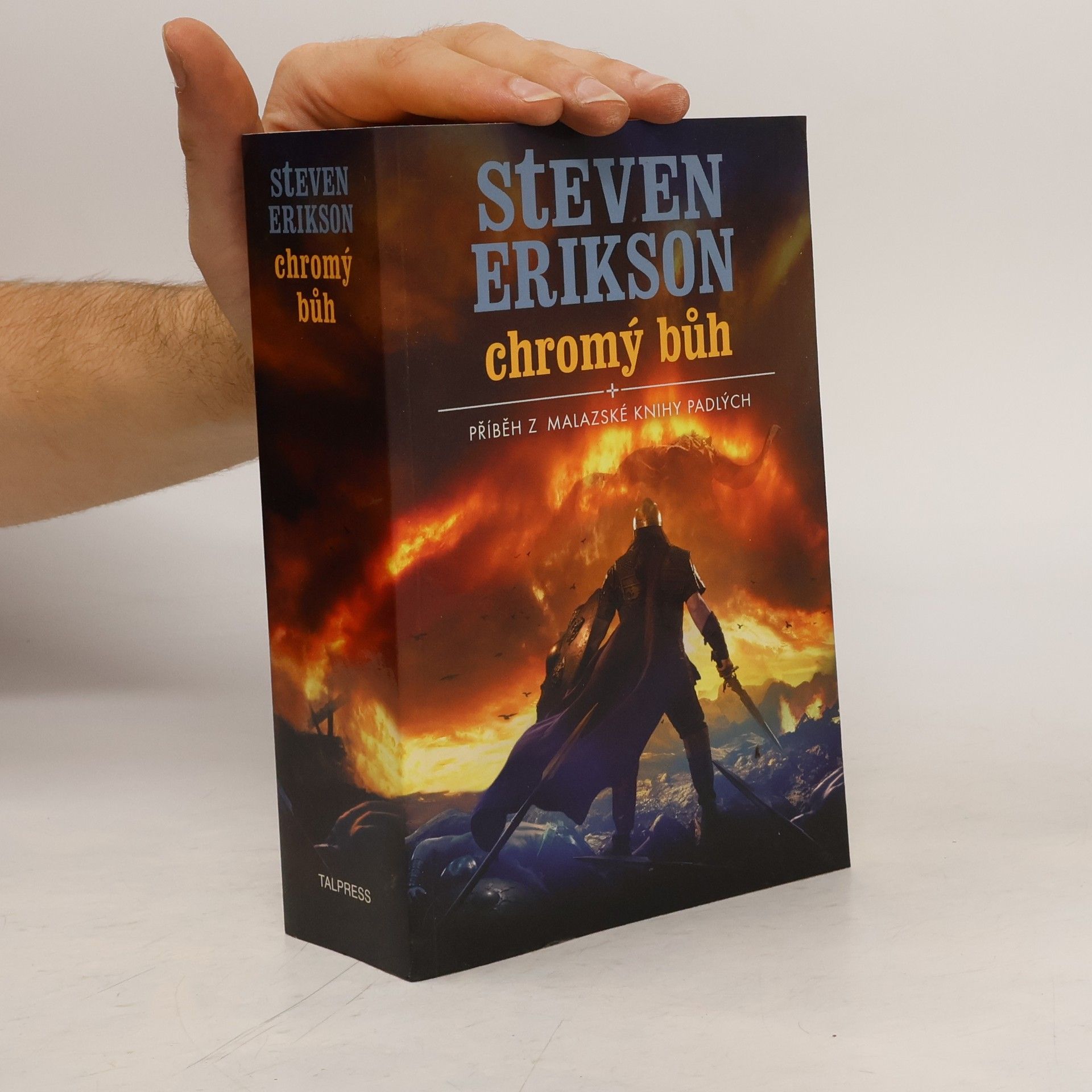 Steven Erikson Chromý bůh