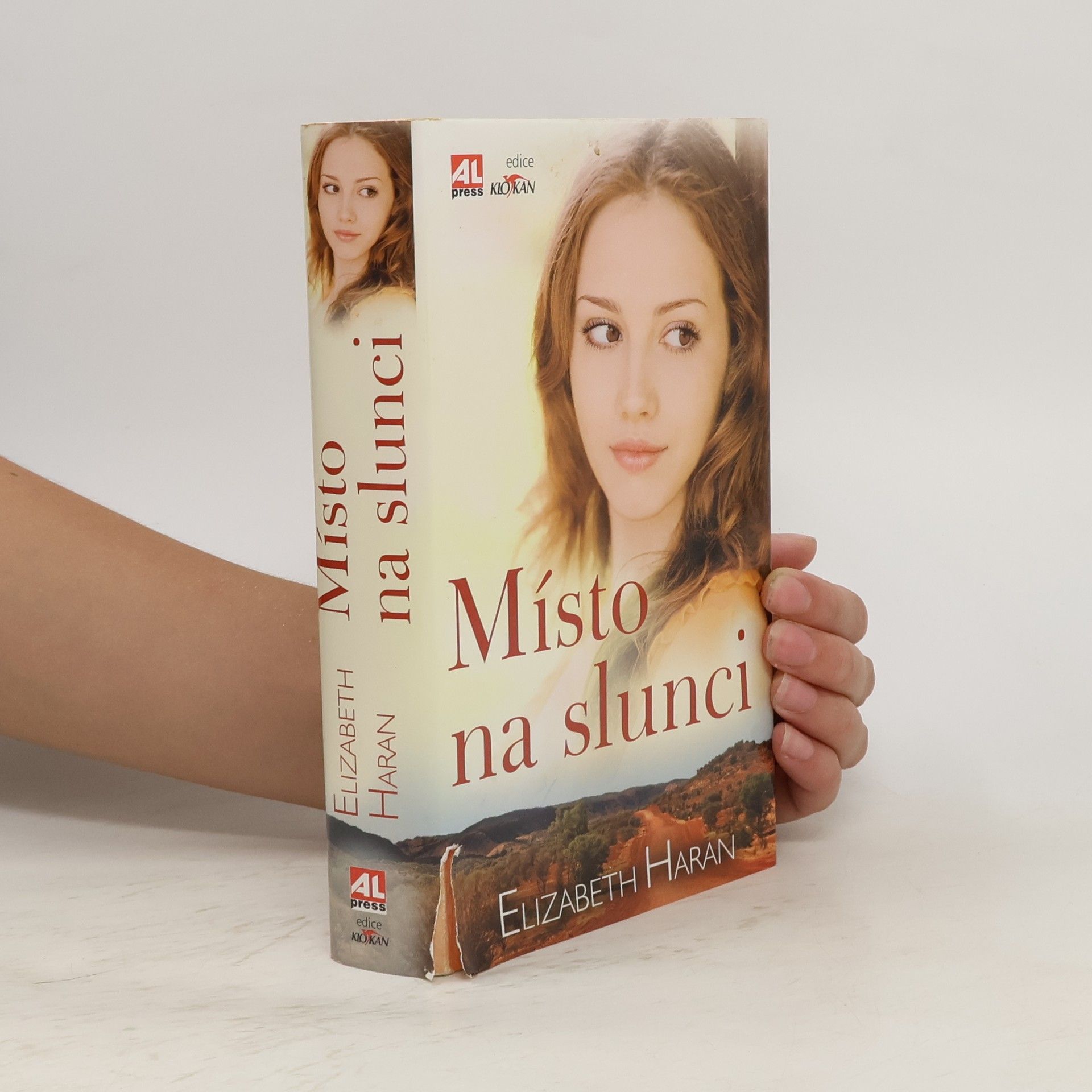 Elizabeth Haran Místo na slunci