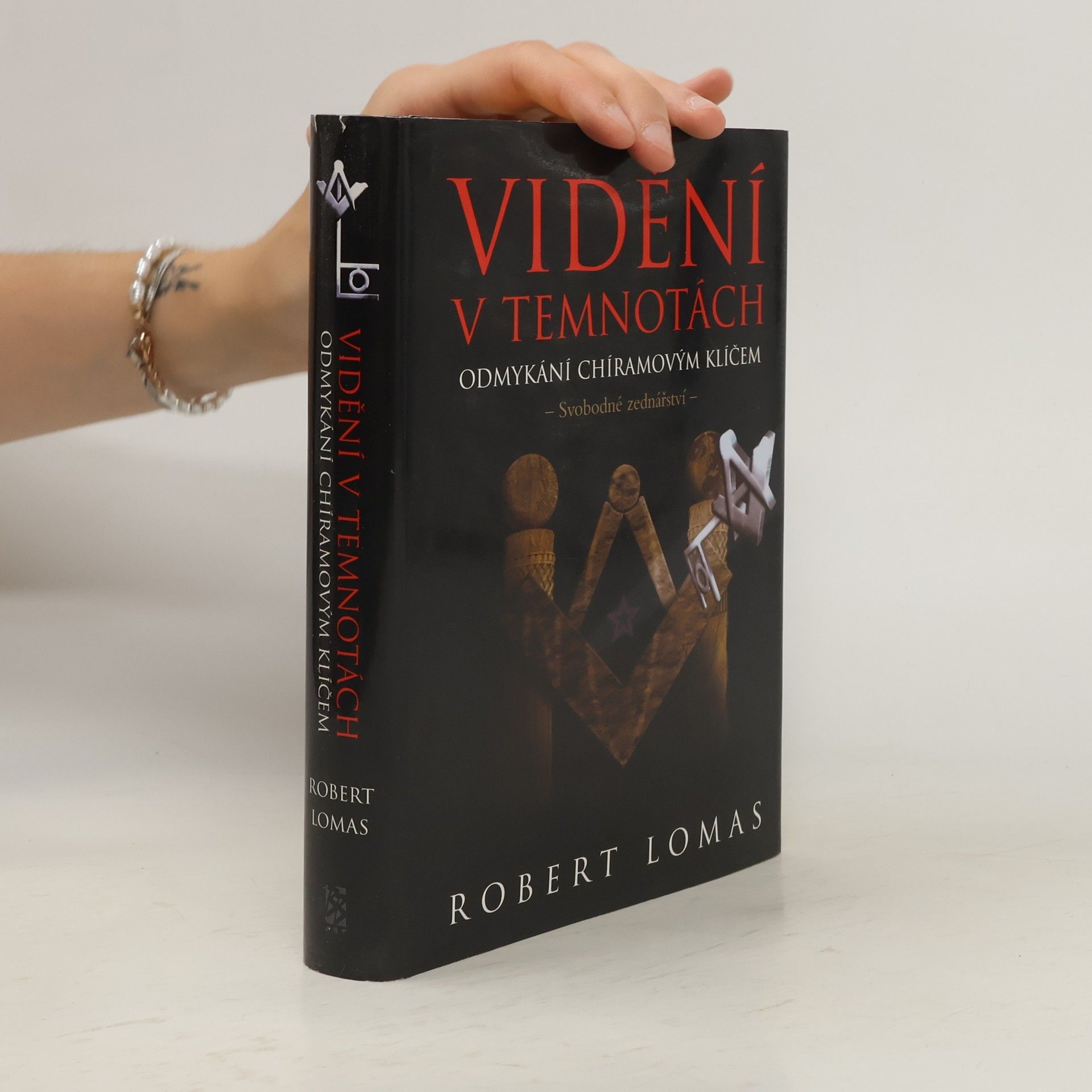 Robert Lomas Vidění v temnotách