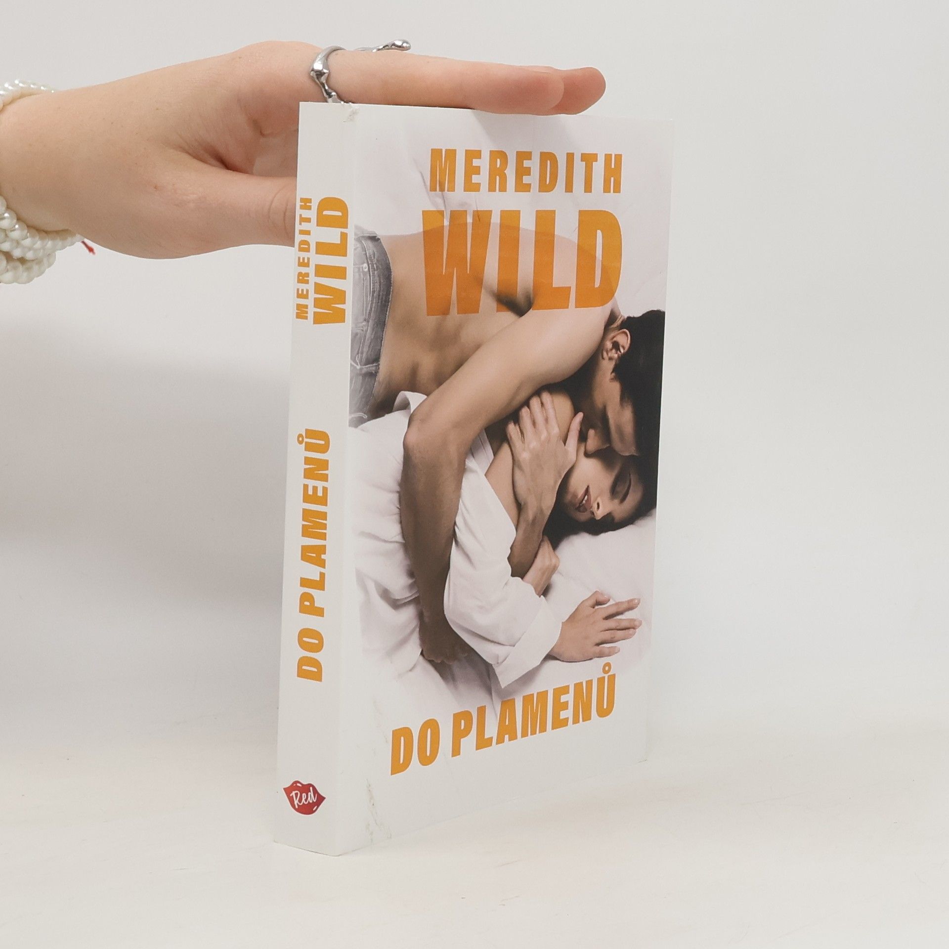 Meredith Wild Do plamenů