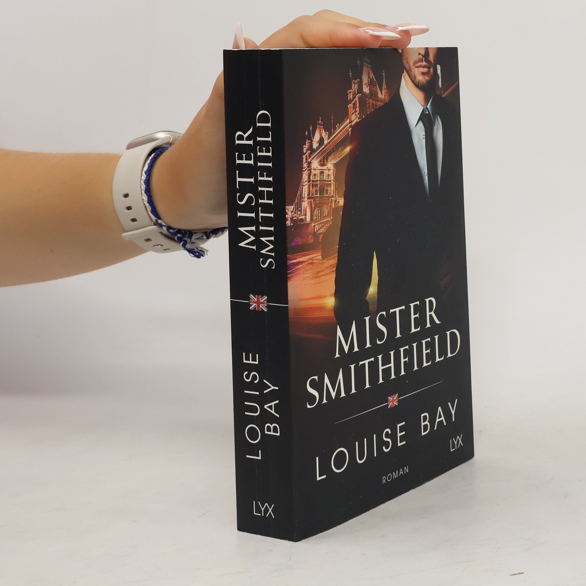 Louise Bay Mister Smithfield