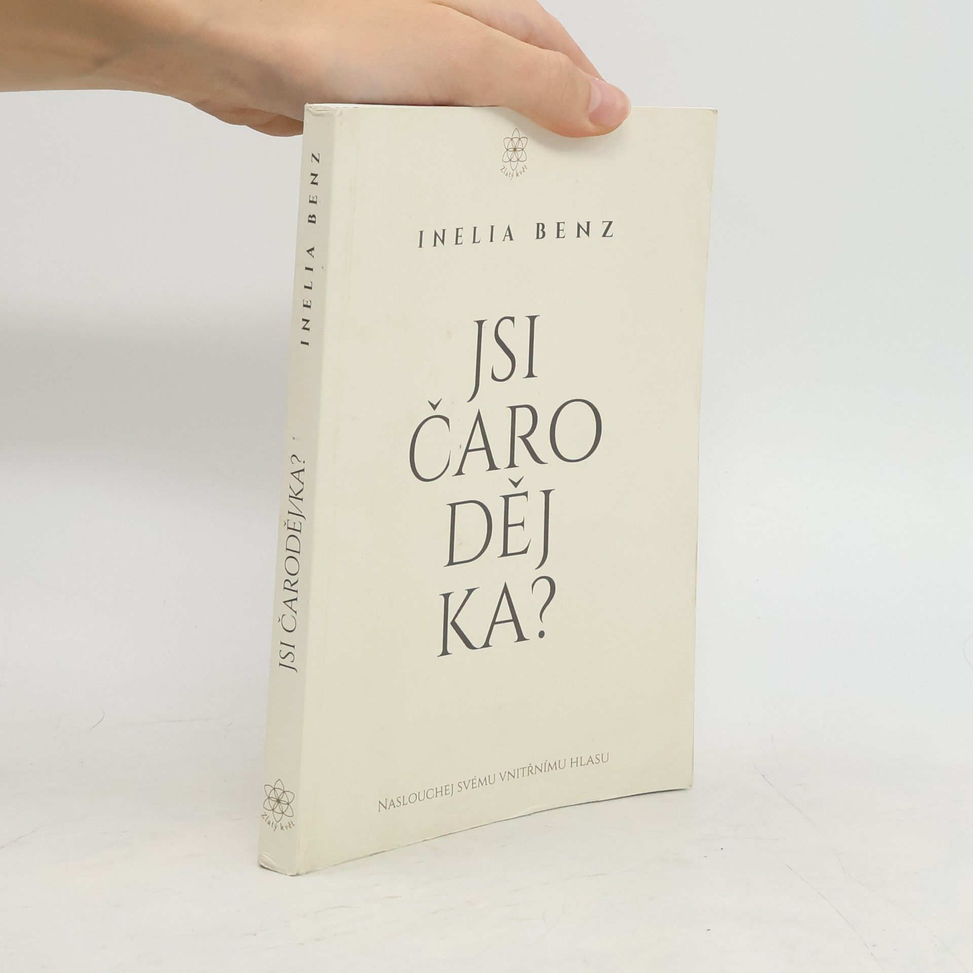 Inelia Benz Jsi Čarodějka?