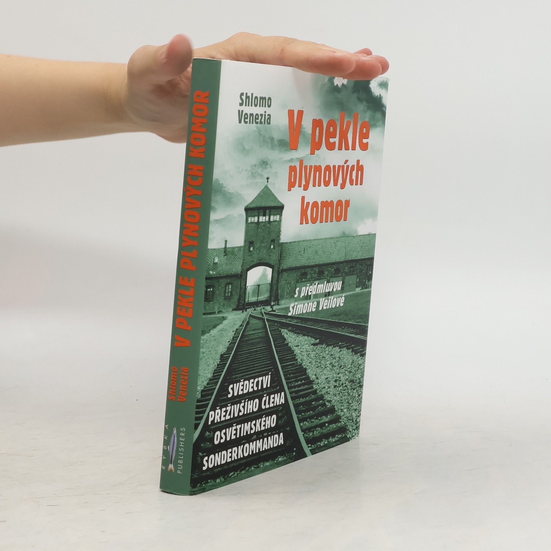 Shlomo Venezia V pekle plynových komor
