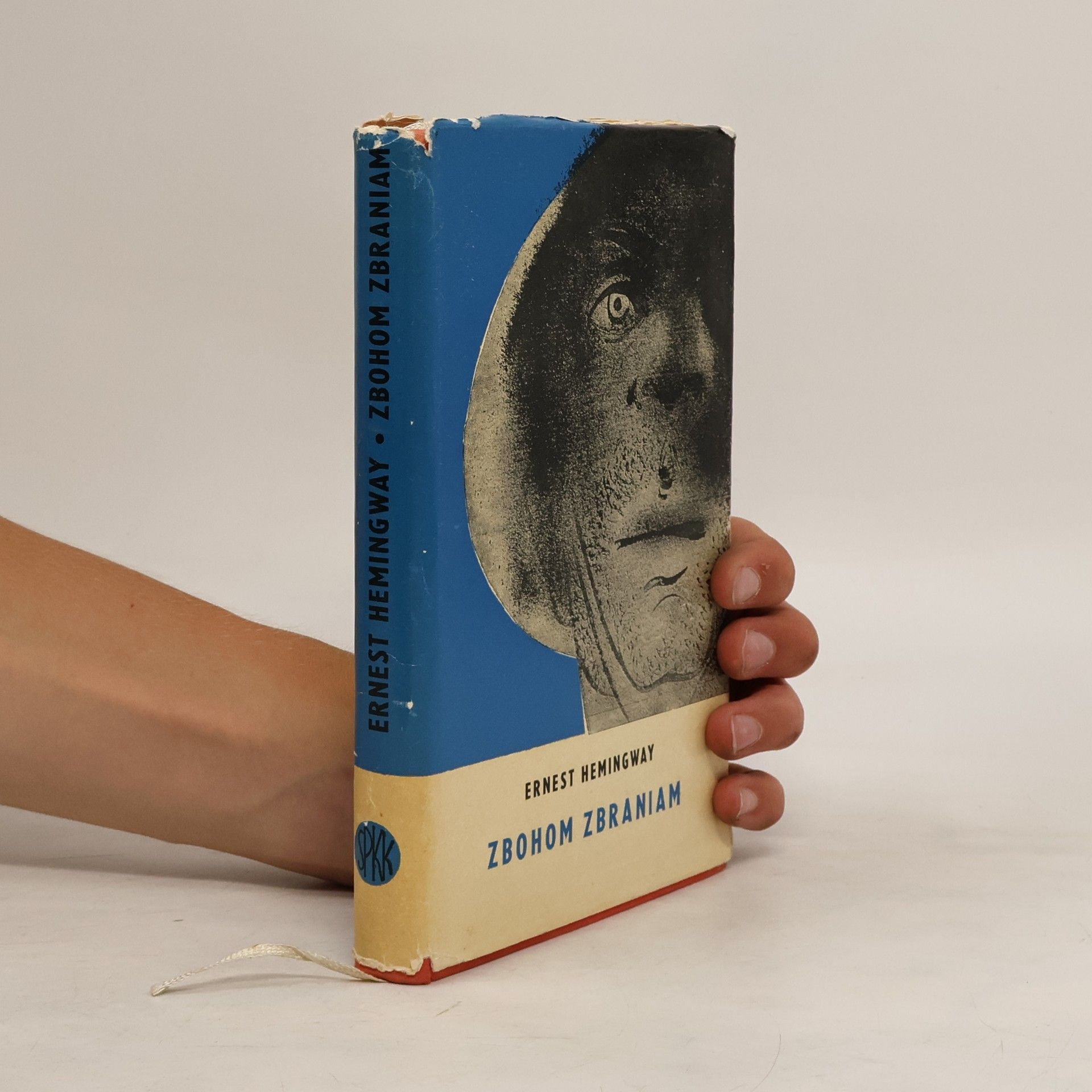 Ernest Hemingway Zbohom zbraniam
