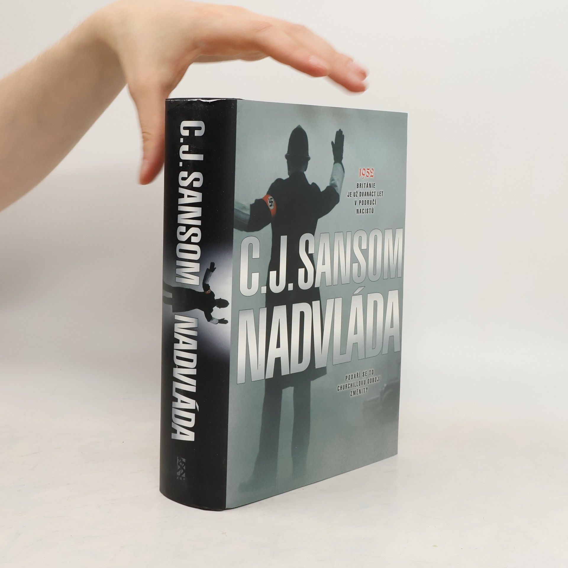 C. J. Sansom Nadvláda