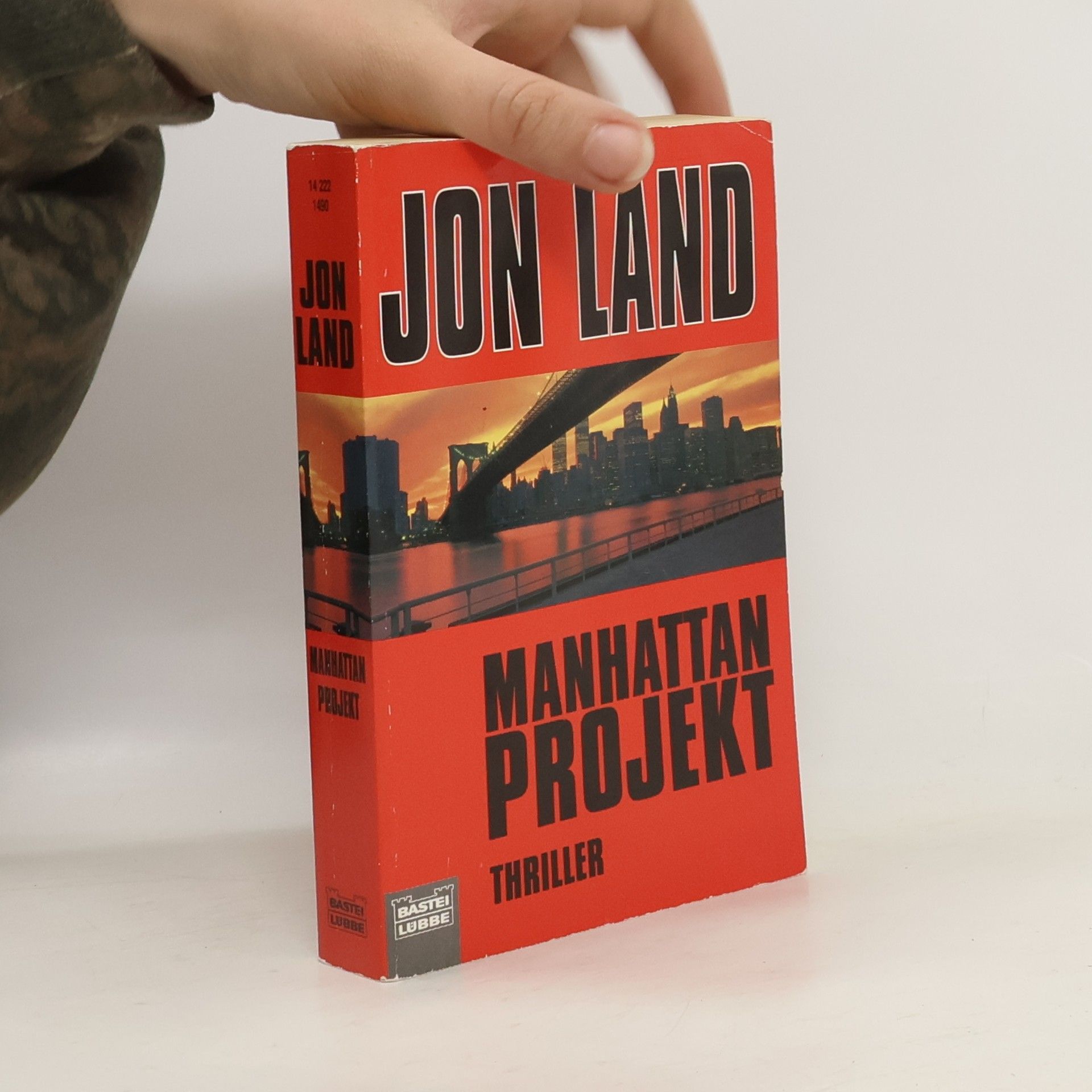 Jon Land Manhattan Projekt