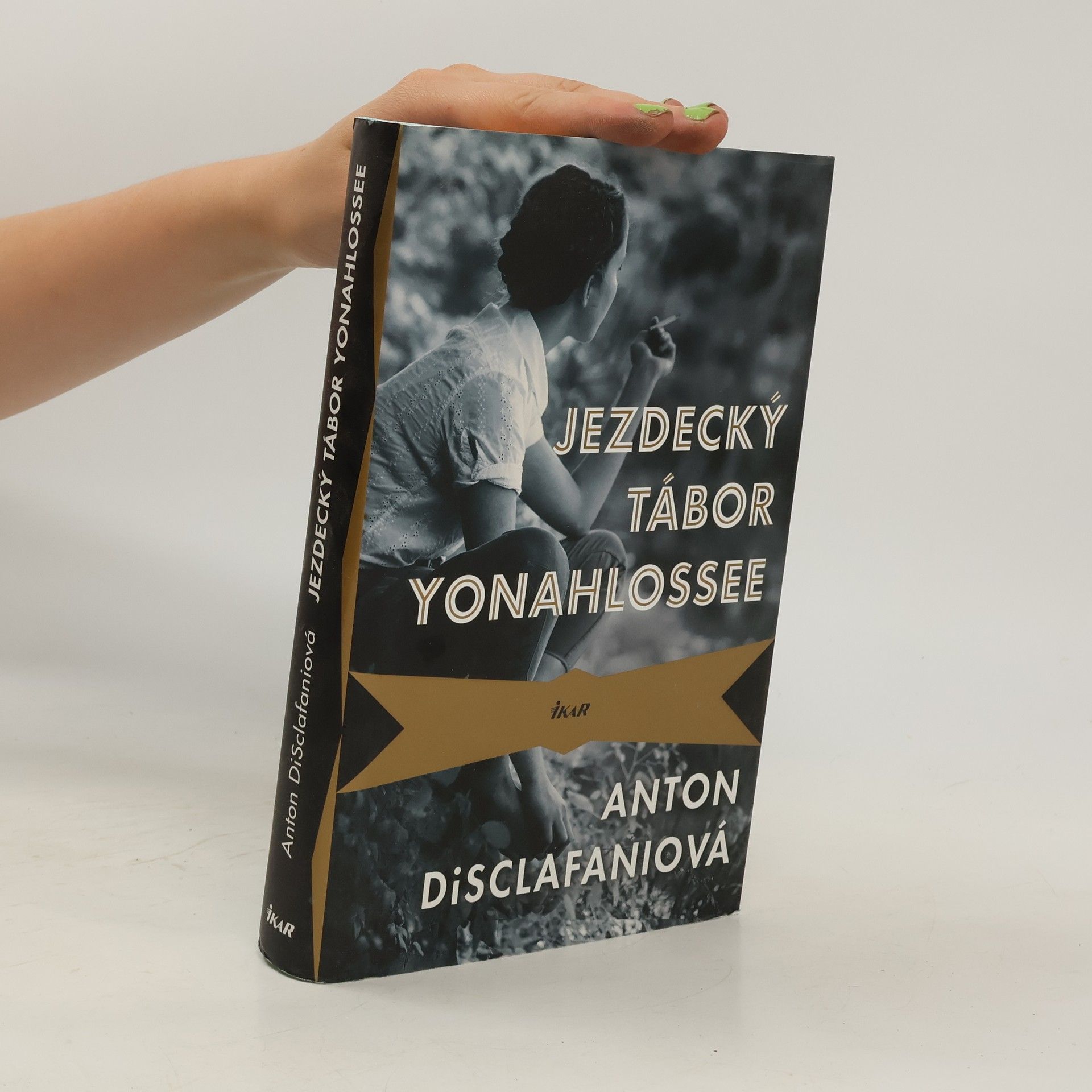 Anton DiSclafani Jezdecký tábor Yonahlossee