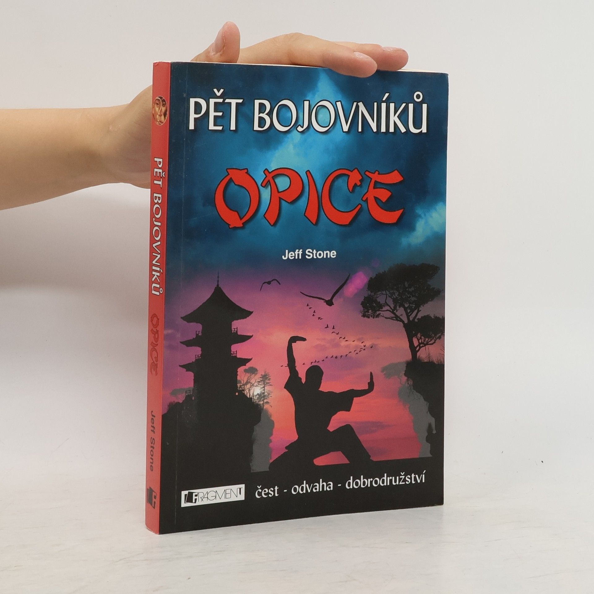 Jeff Stone Pět bojovníků. Opice