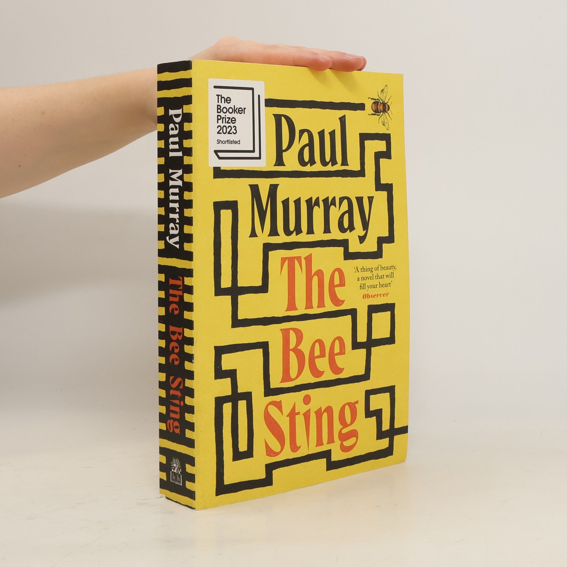 Paul Murray The Bee Sting