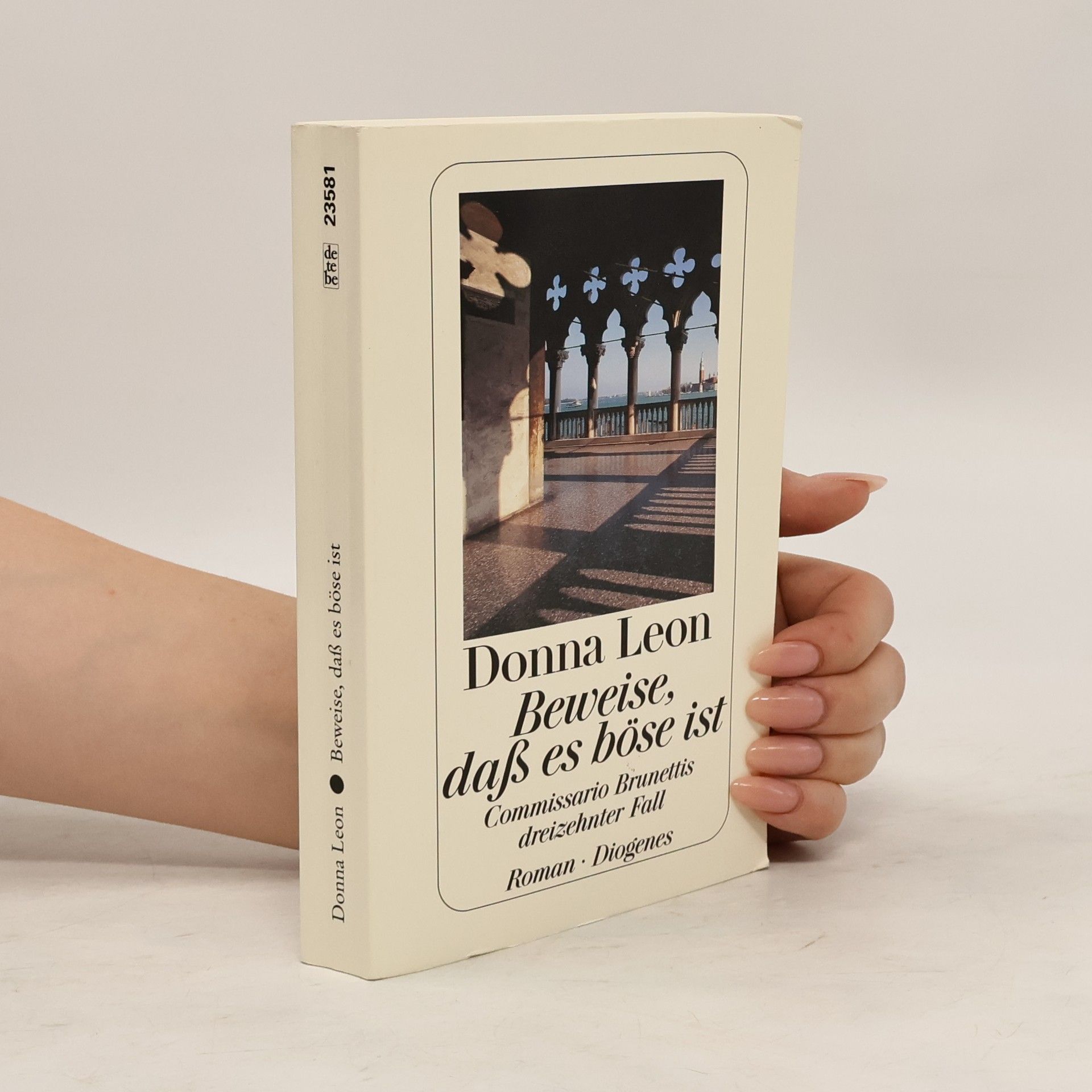 Donna Leon Beweise, daß es böse ist