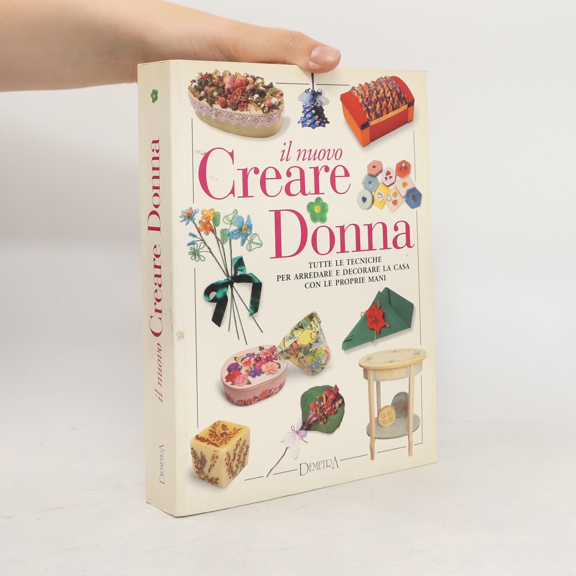 kolektiv Il nuovo creare donna