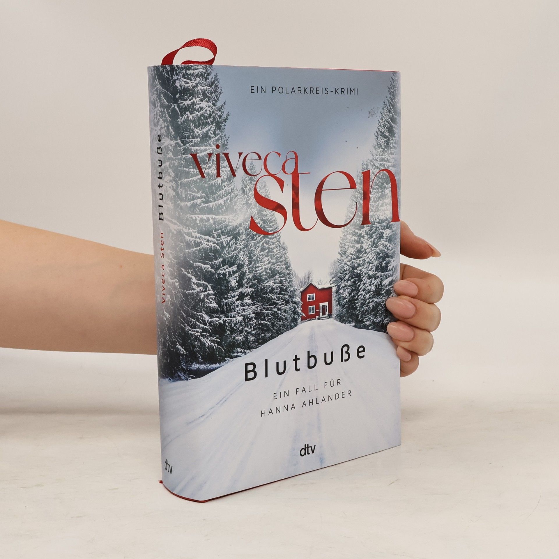 Viveca Stenová Blutbuße. Ein Fall für Hanna Ahlander