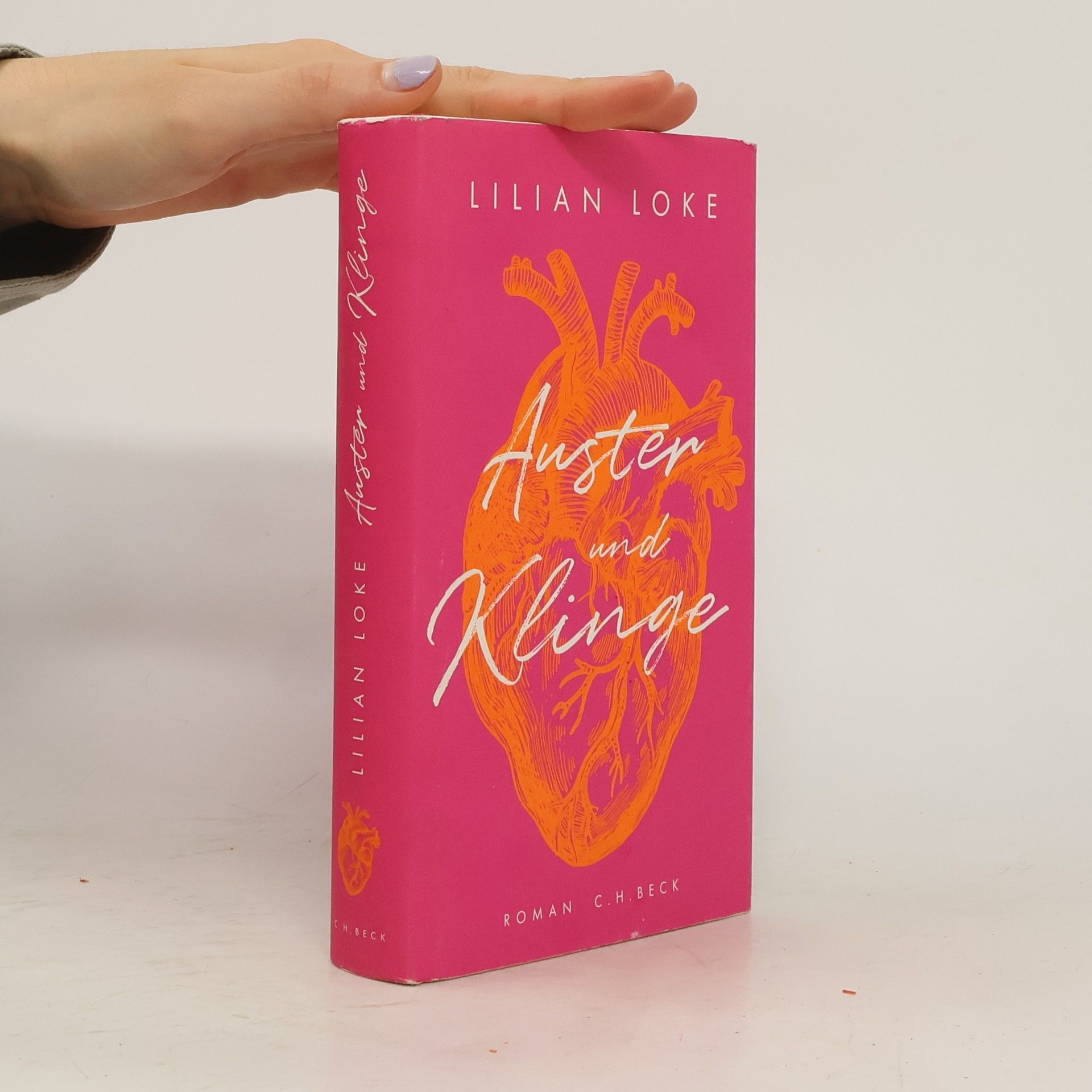 Lilian Loke Auster und Klinge