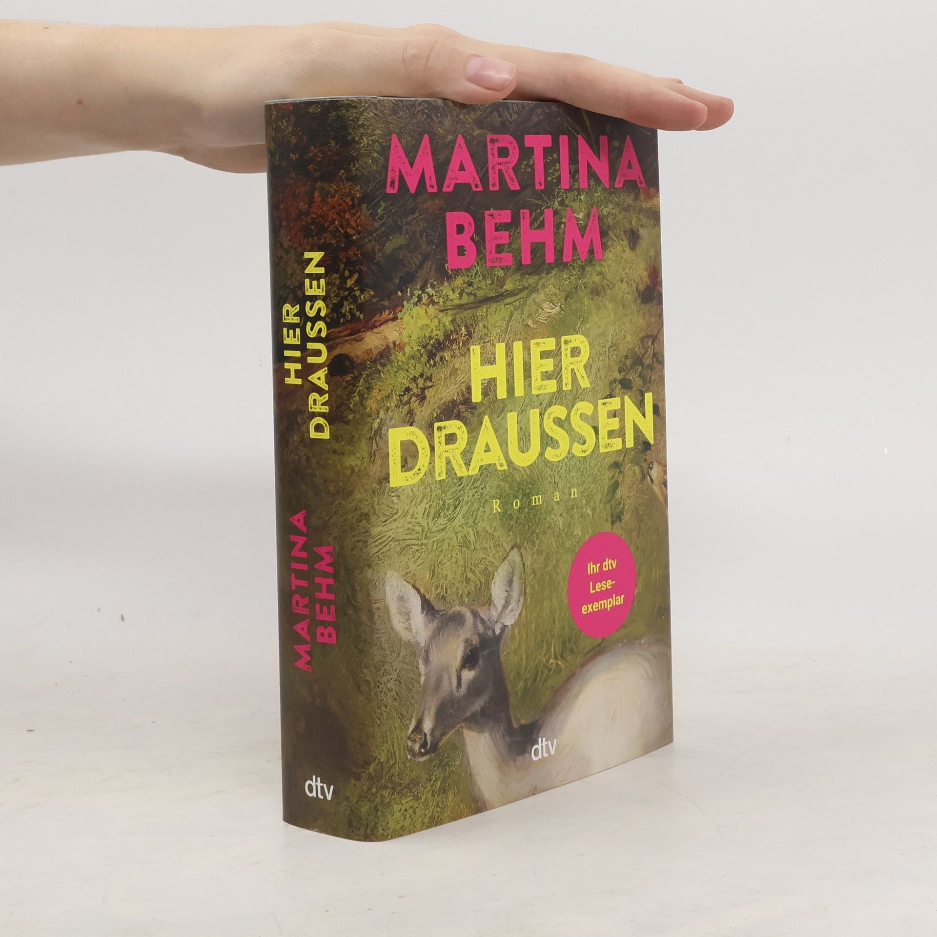 Martina Behm Hier draussen