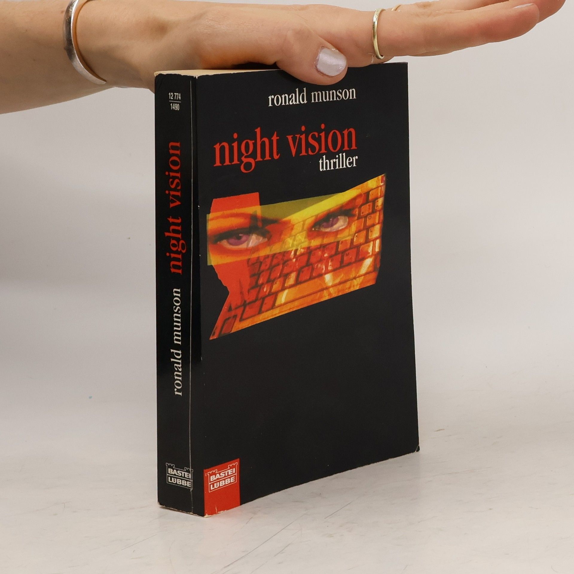 Ronald Munson Night vision
