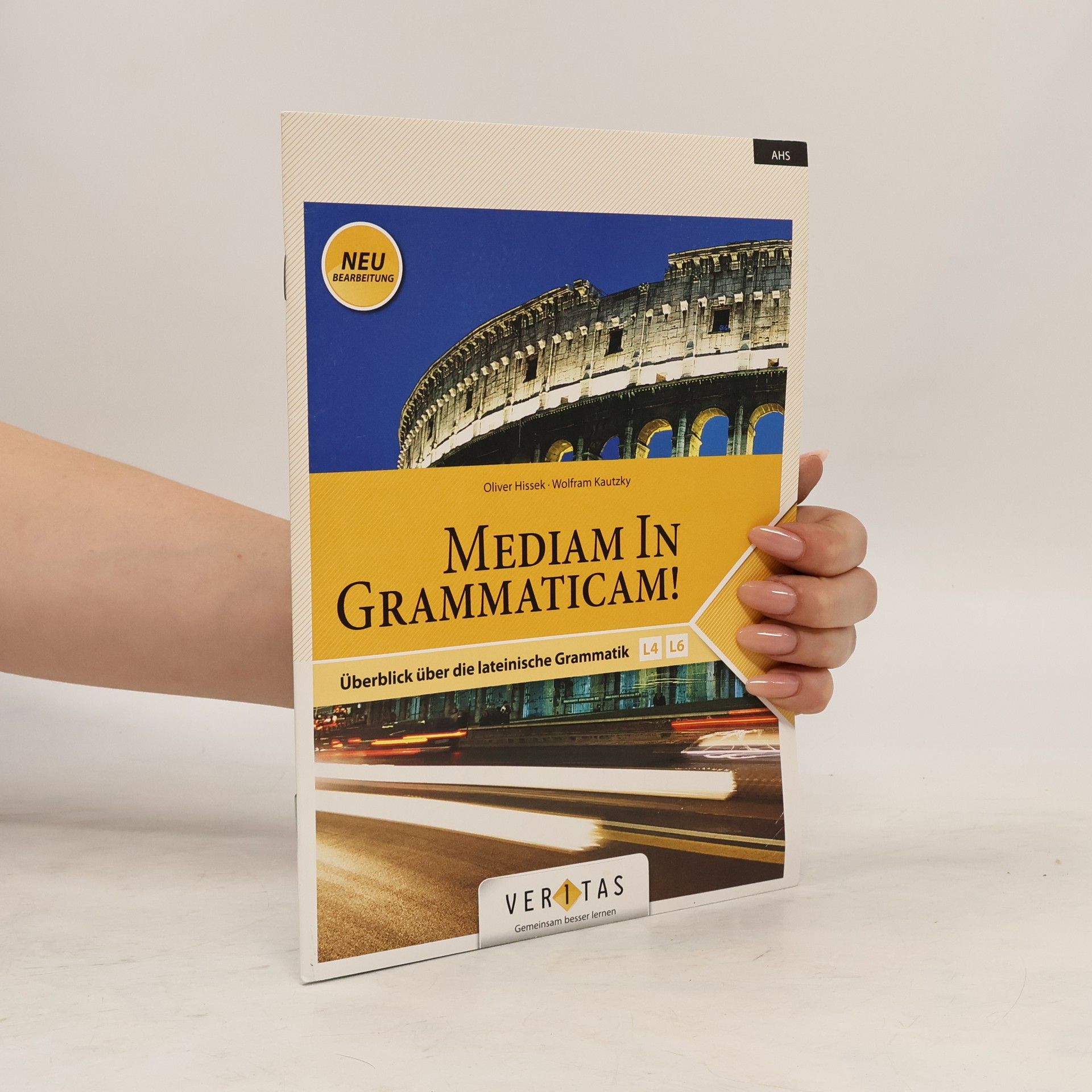 Oliver Hissek Mediam in Grammaticam!