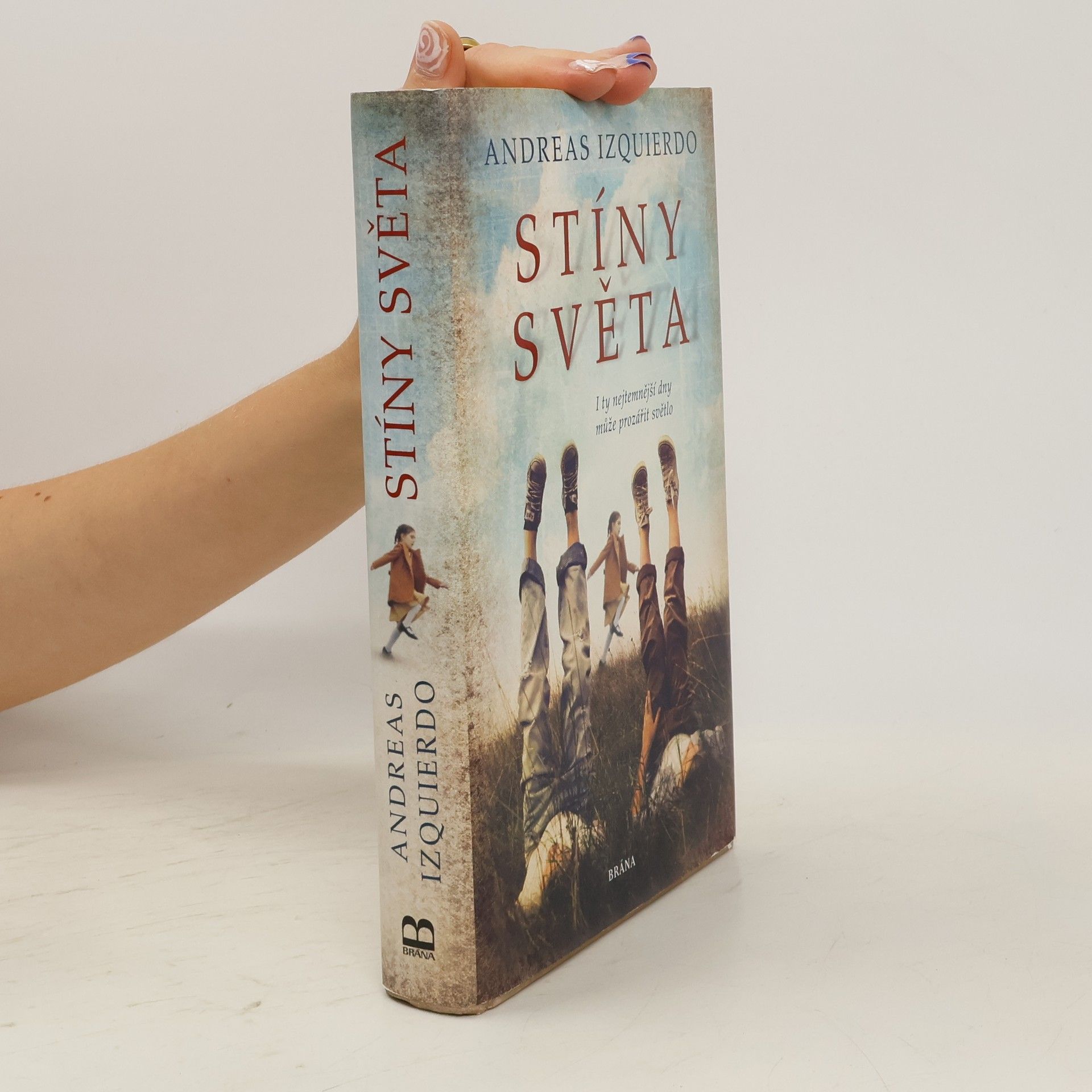 Andreas Izquierdo Stíny světa