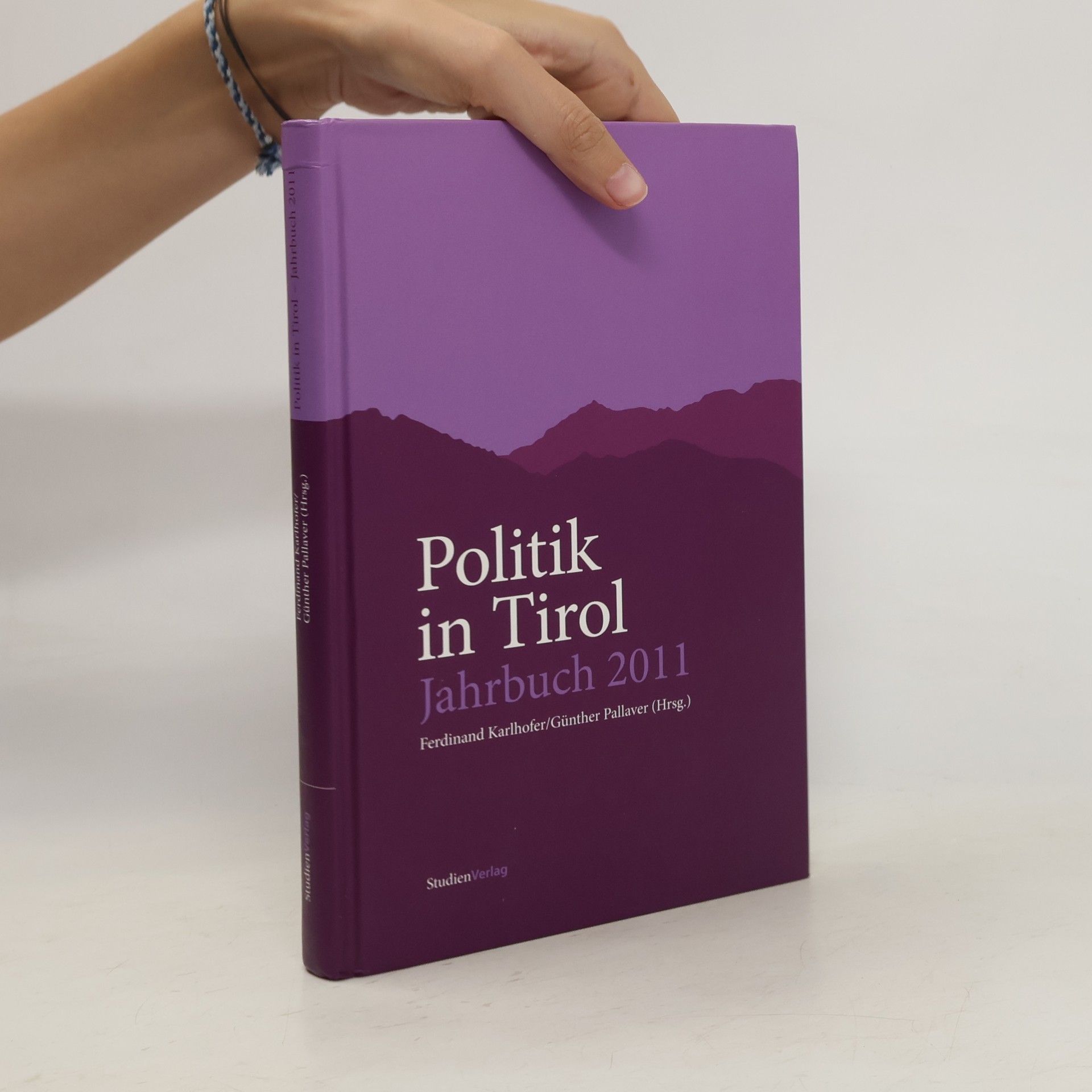 Politik in Tirol. Jahrbuch 2011