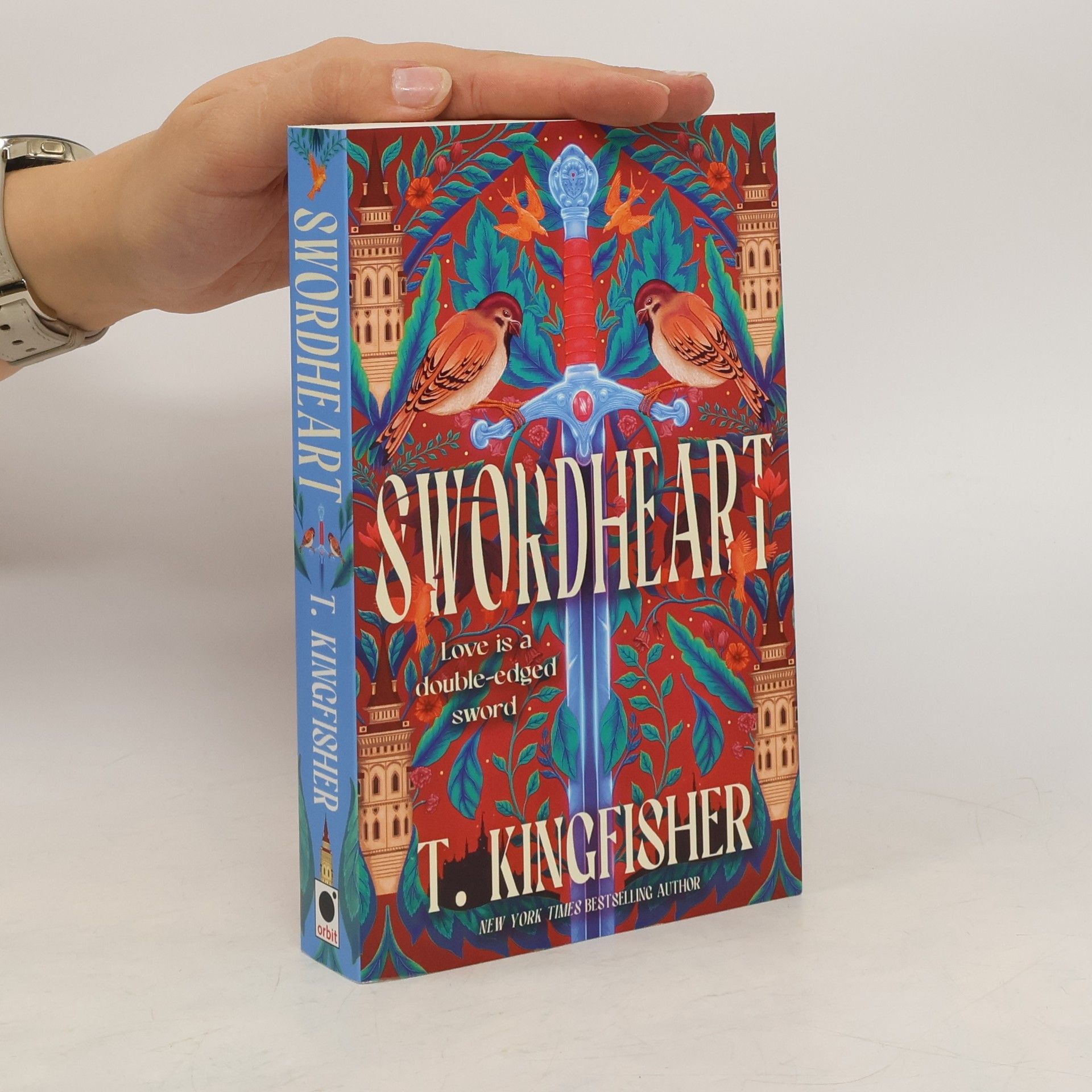 T. Kingfisher Swordheart