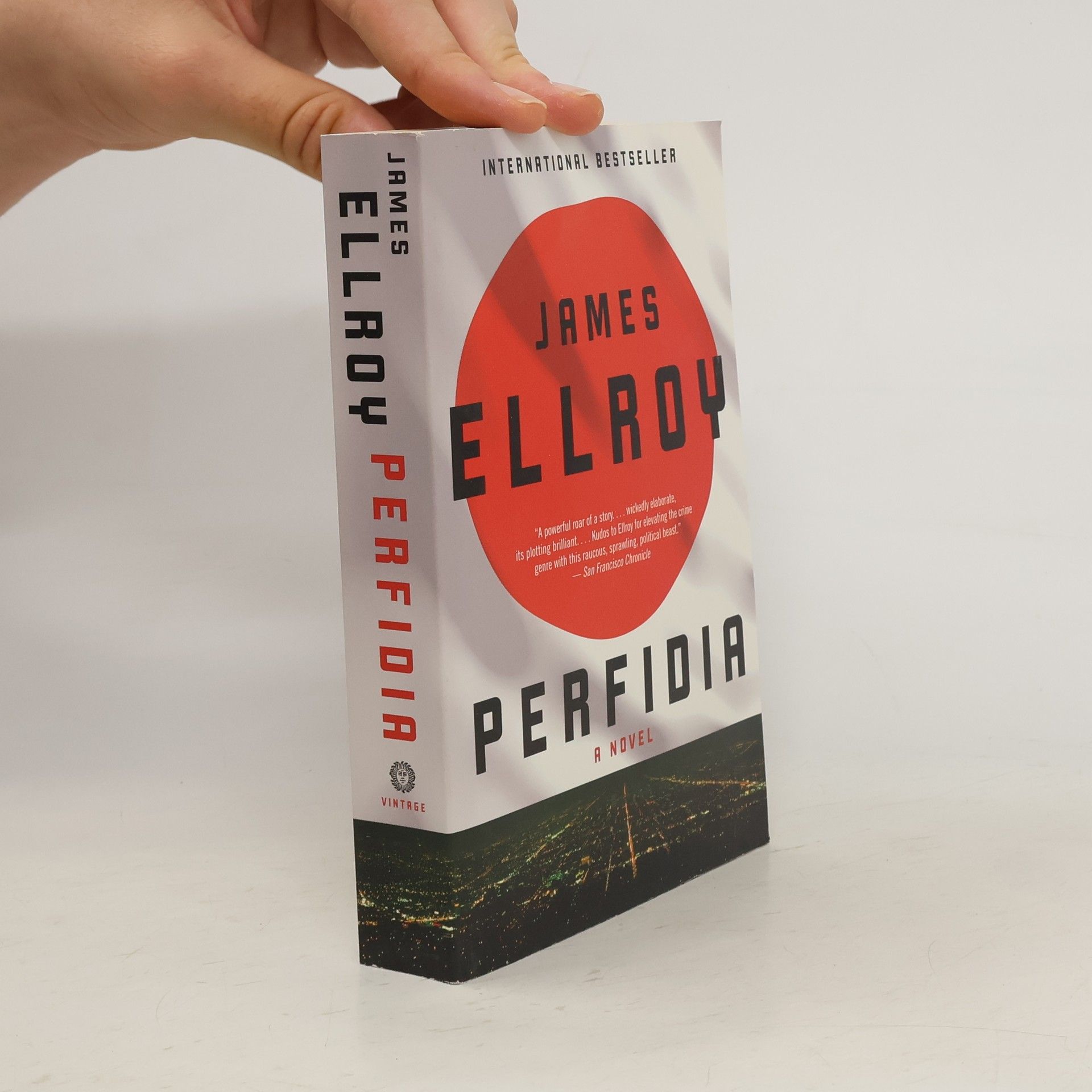 James Ellroy Perfidia, English edition