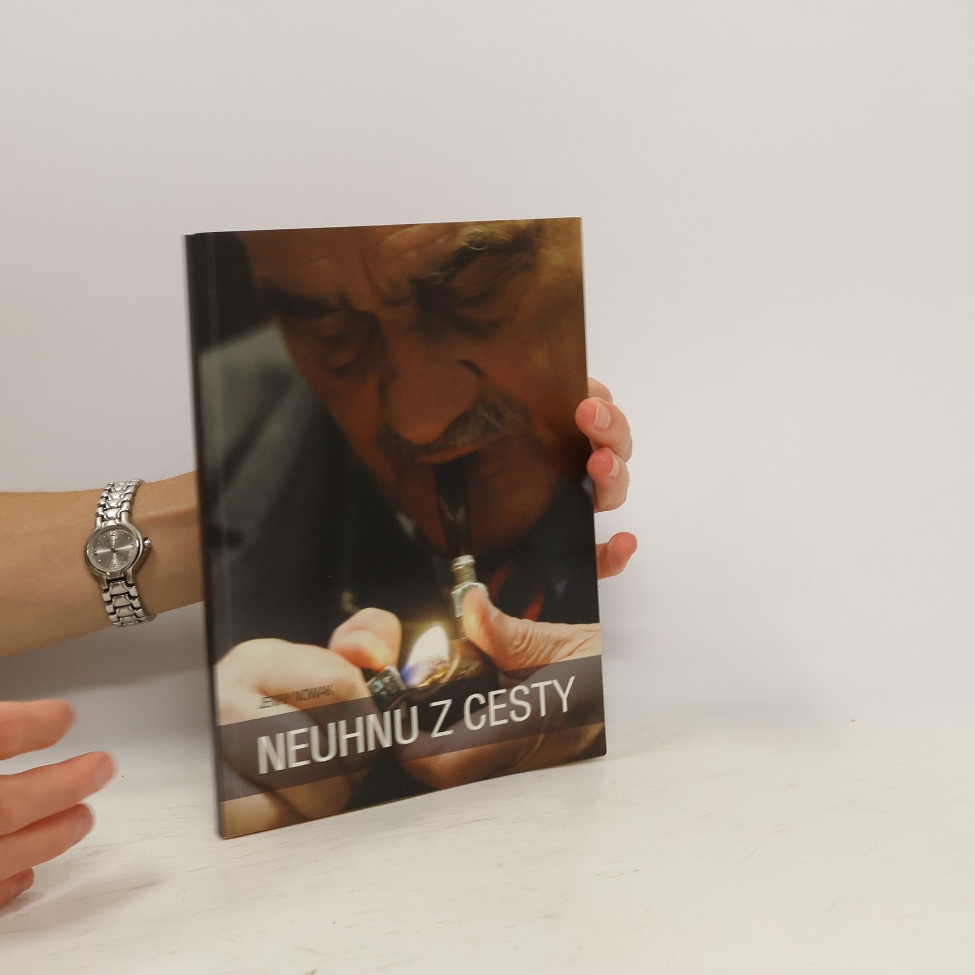 Jenny Nowak Neuhnu z cesty