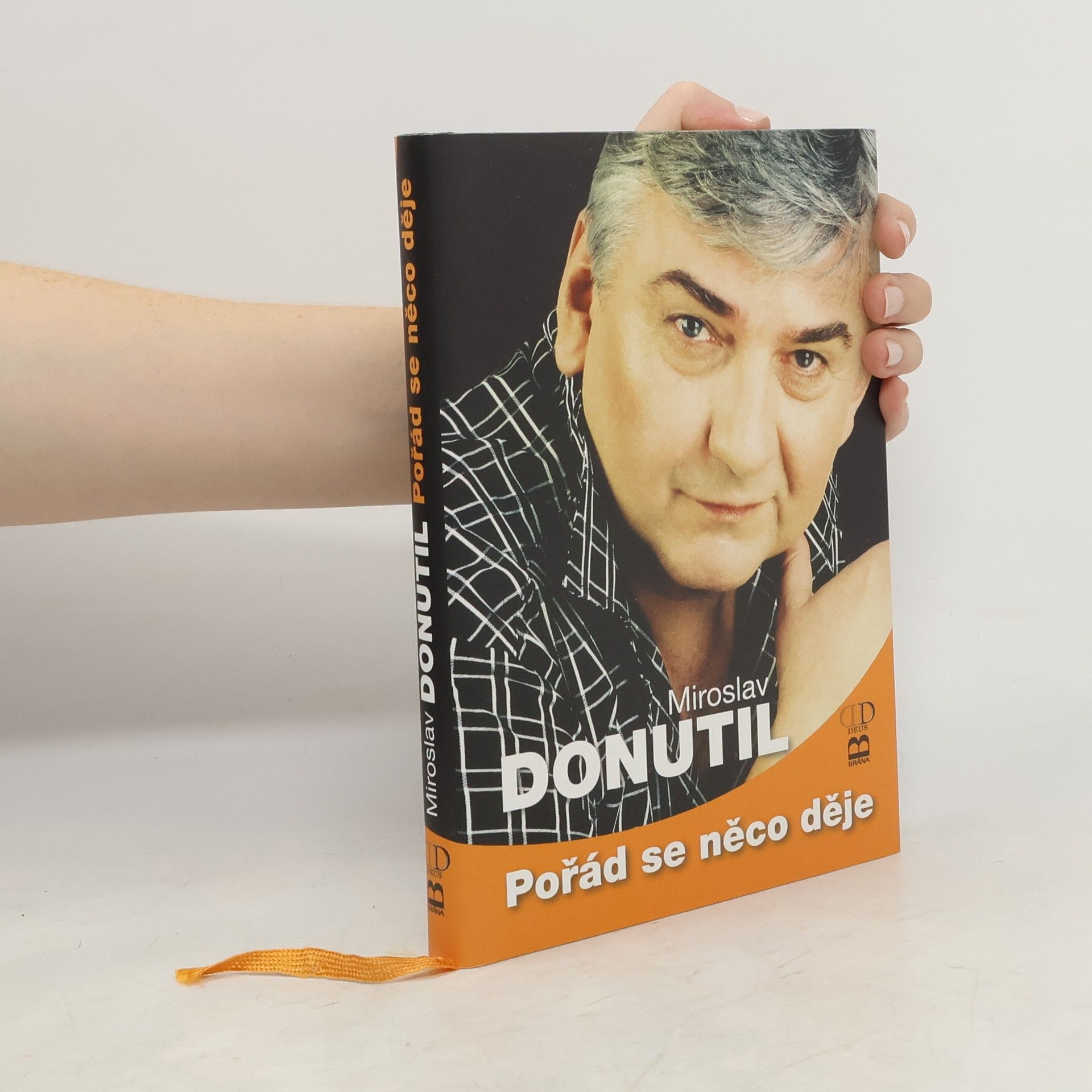 Miroslav Donutil Pořád se něco děje