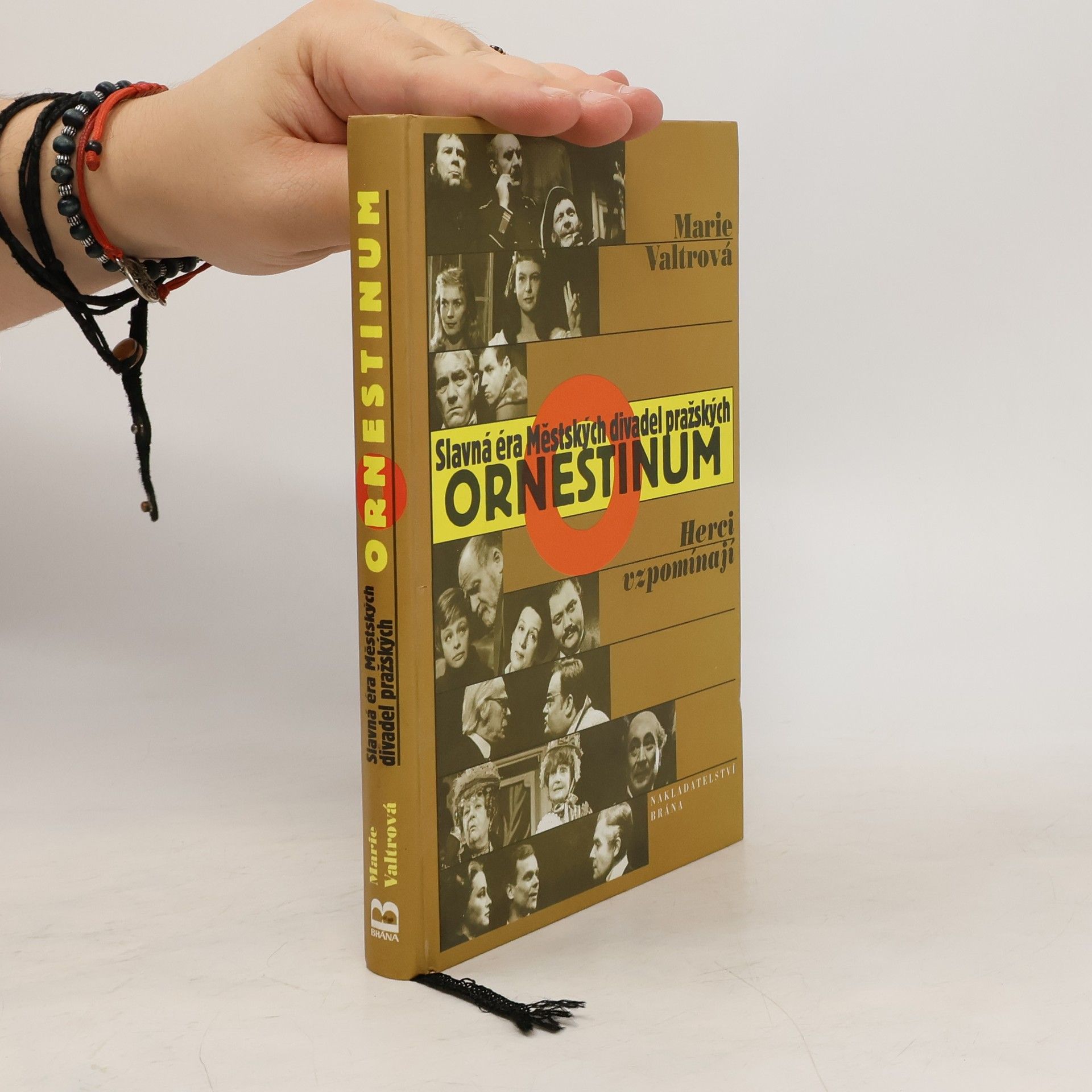 Marie Valtrová Ornestinum : slavná éra Městských divadel pražských : herci vzpomínají