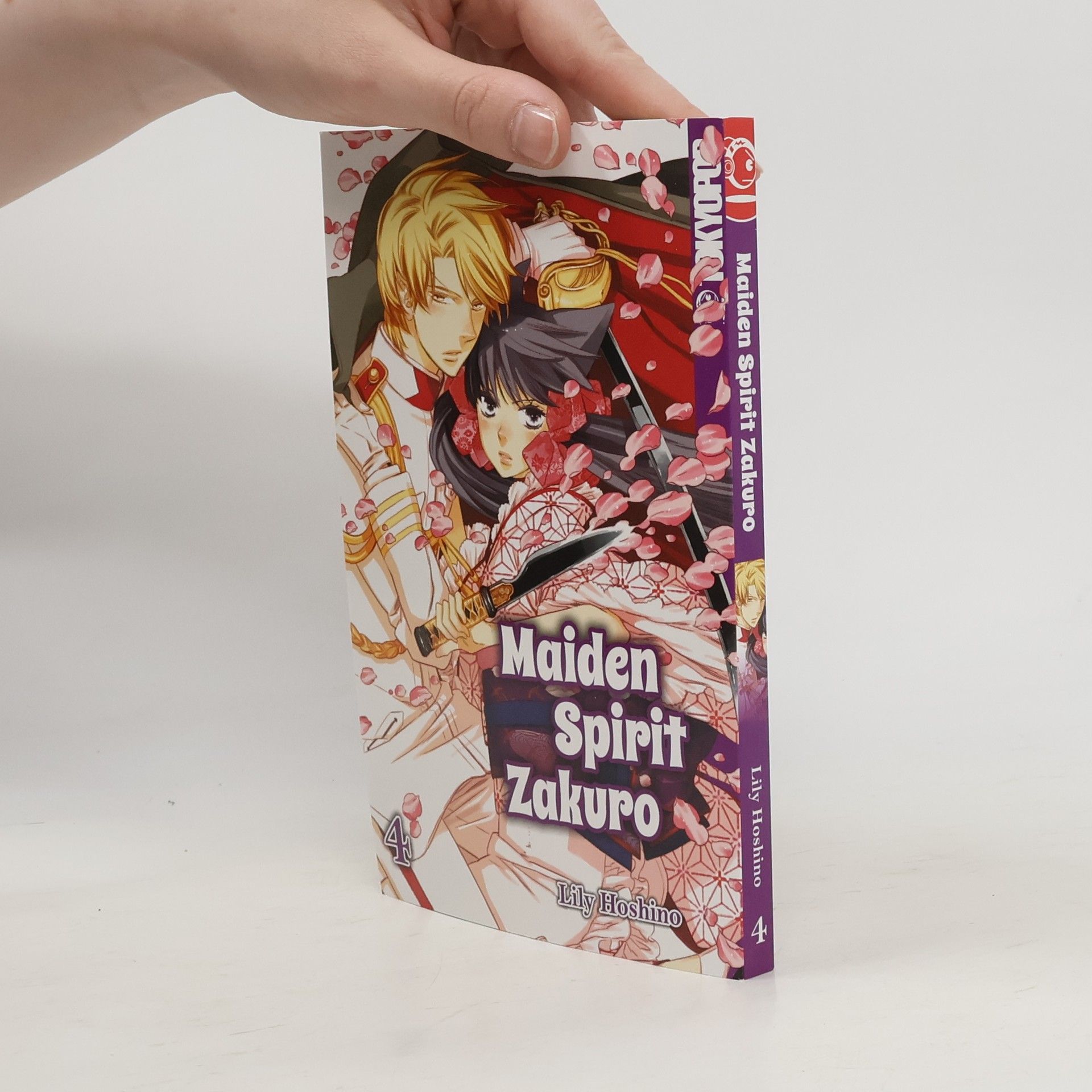 Riri Hoshino Maiden Spirit Zakuro 4