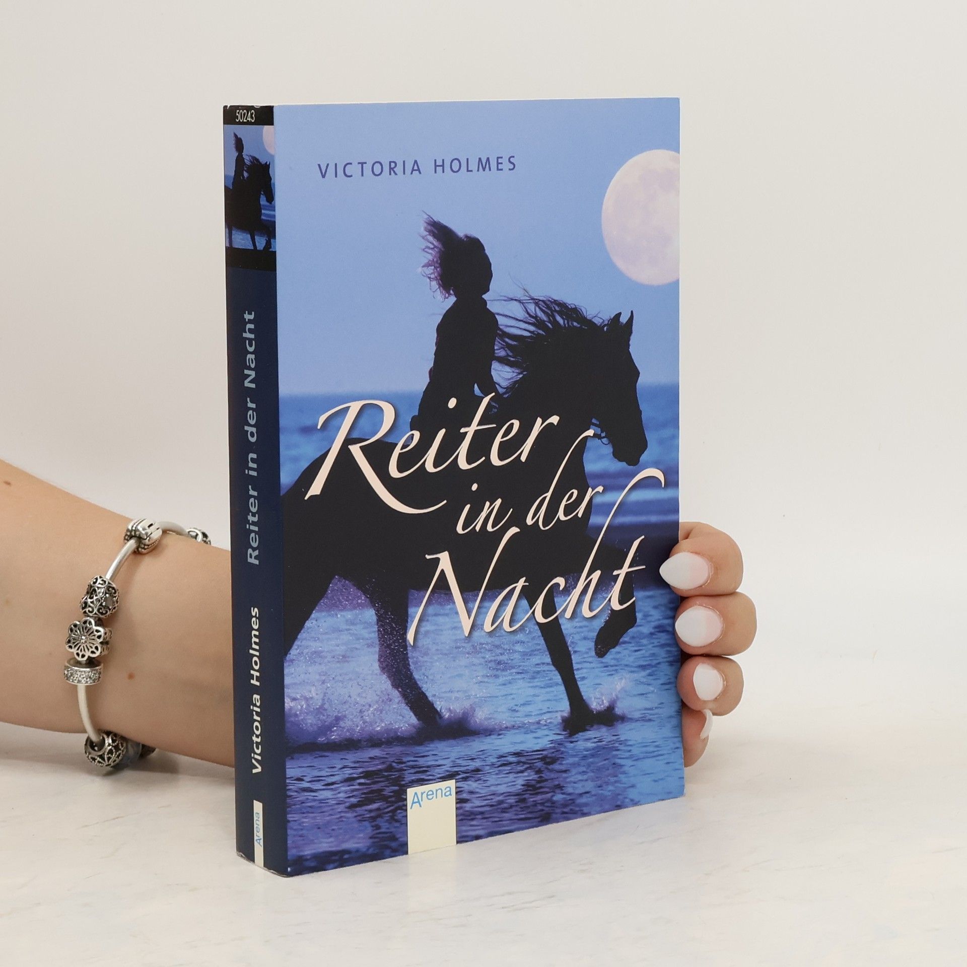 Victoria Holmes Reiter in der Nacht