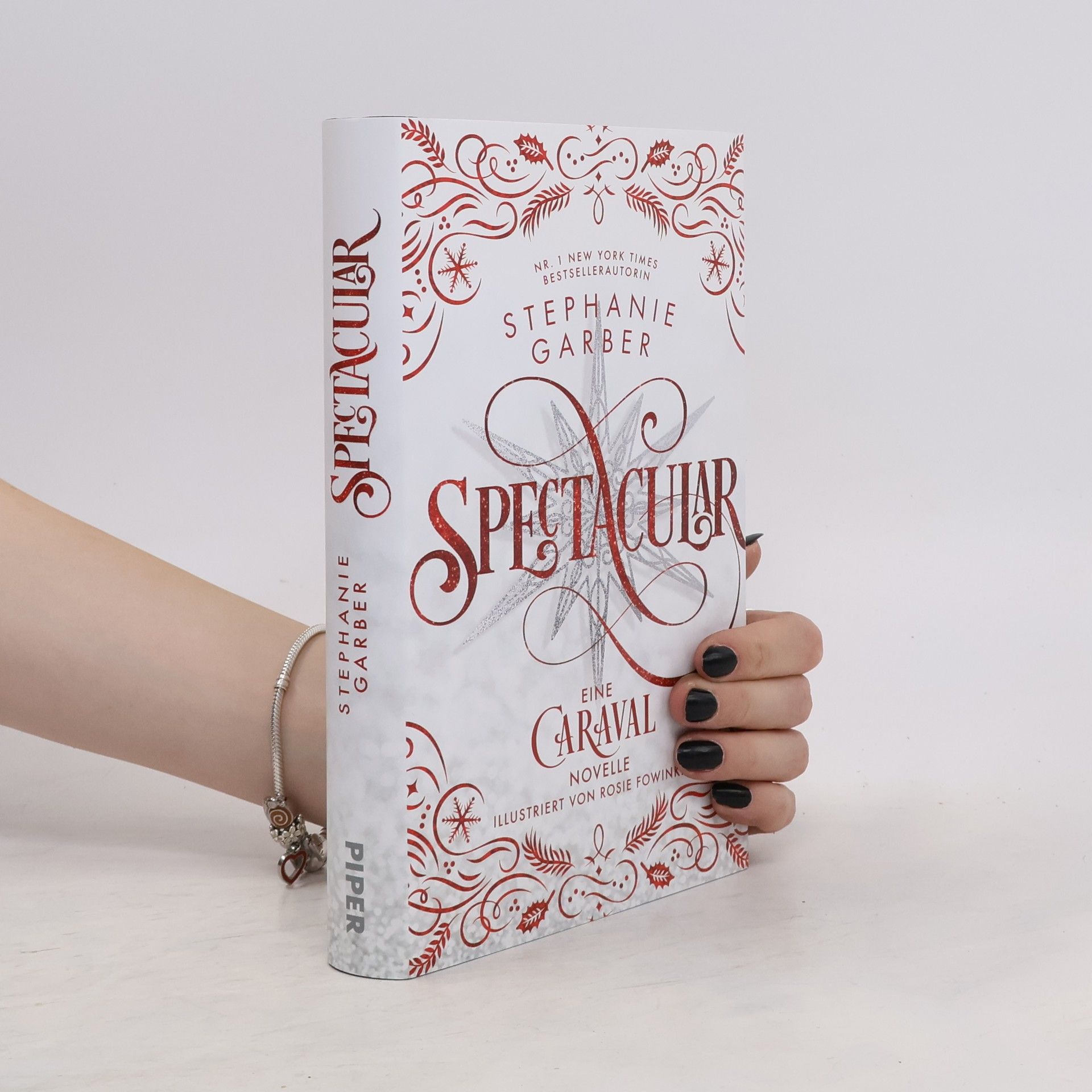 Stephanie Garber Spectacular