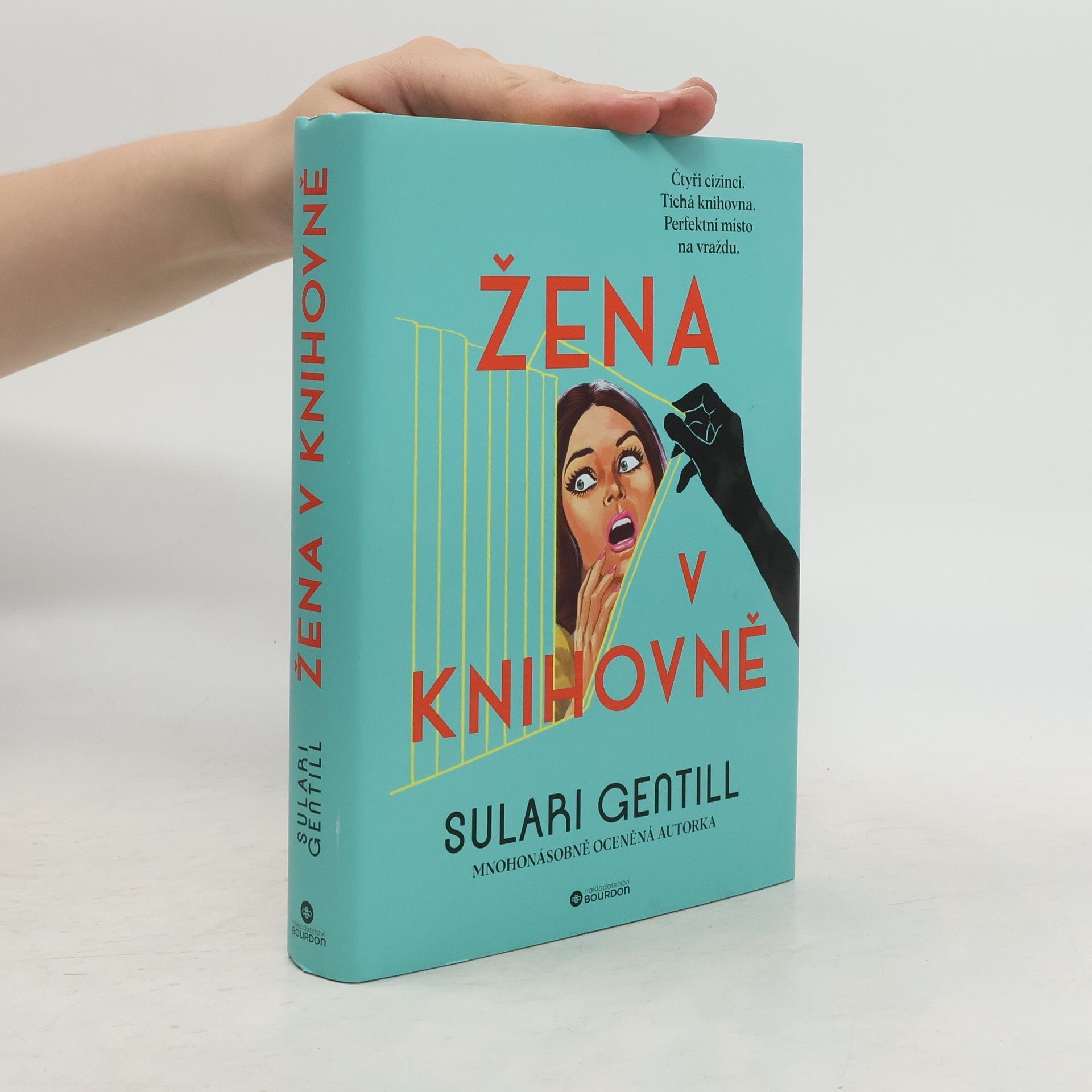 Gentill Sulari Žena v knihovně