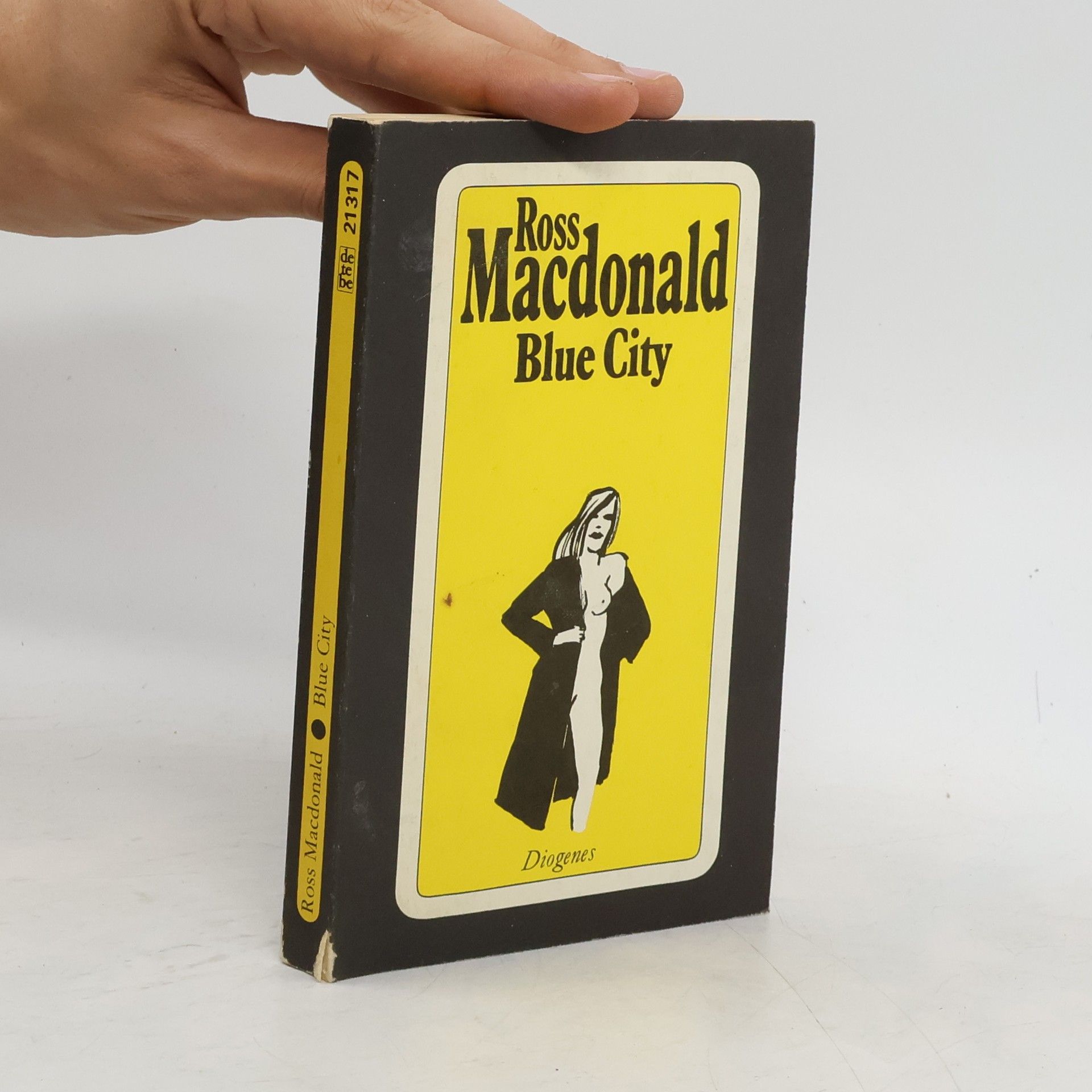 Ross Macdonald Blue City