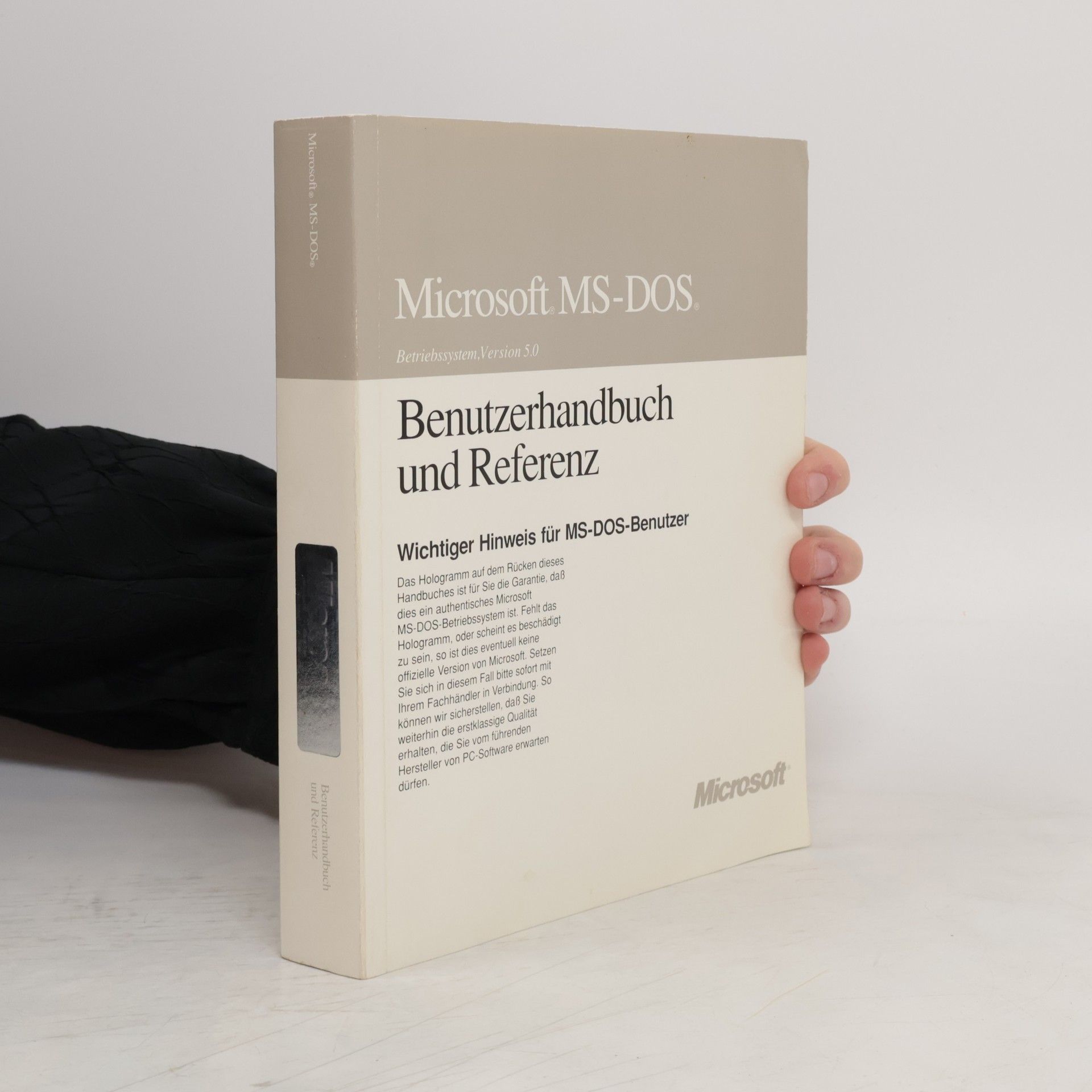 kolektiv Microsoft MS-DOS. Benitzerhandbuch und Referenz