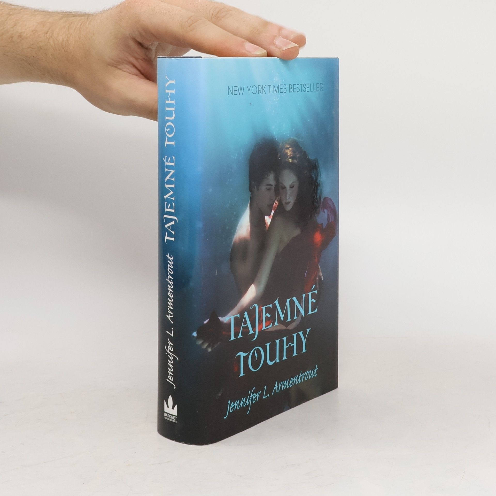 Jennifer Armentrout Tajemné touhy. Wicked. Díl 1.