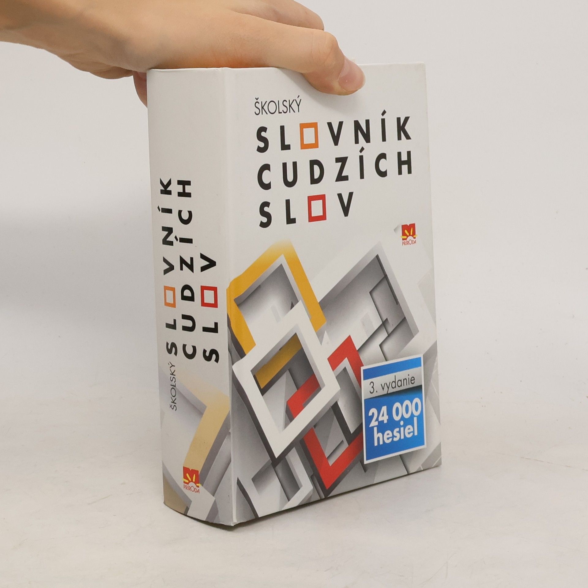 Roman Mikuláš Školský slovník cudzích slov : 24000 hesiel
