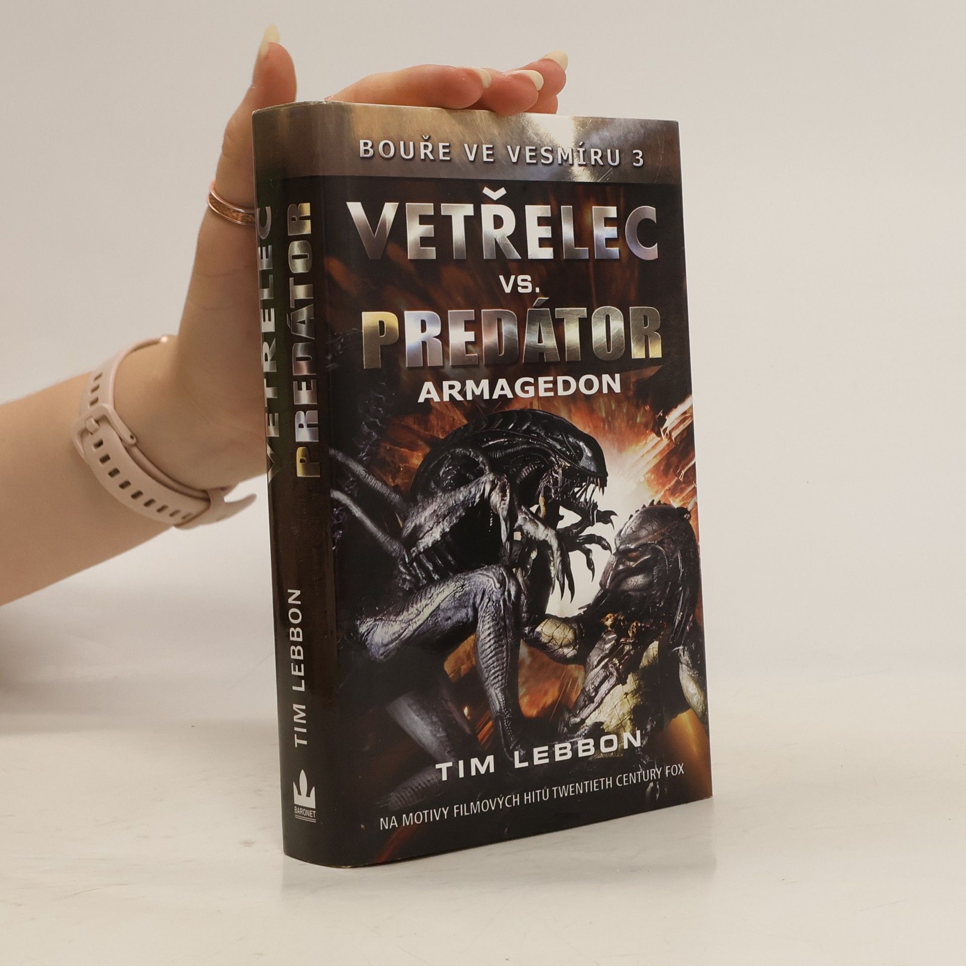 Tim Lebbon Bouře ve vesmíru. 3, Vetřelec vs. predátor - Armagedon