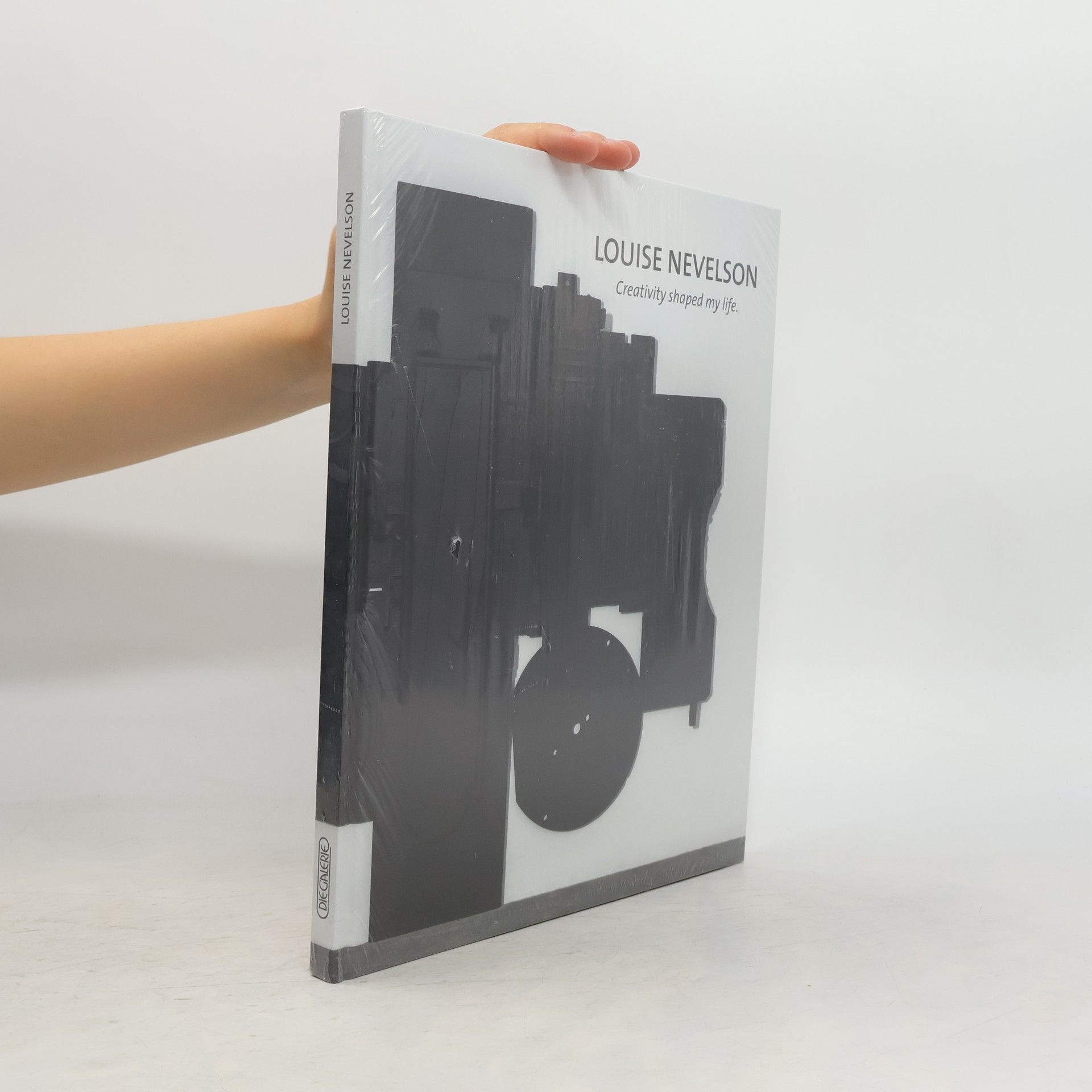 Collective Louise Nevelson