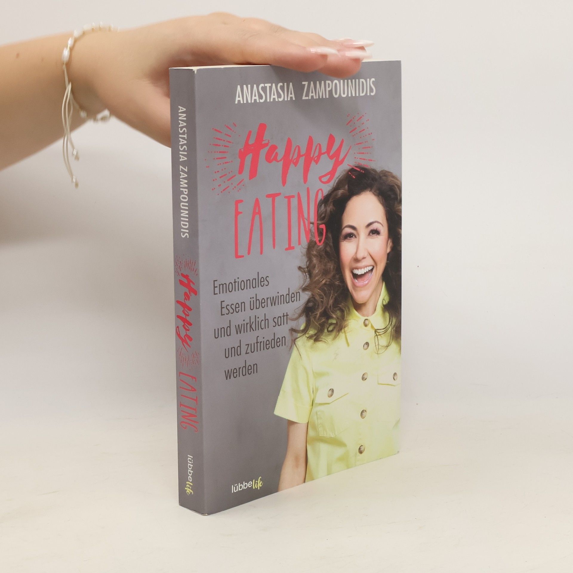 Anastasia Zampounidis Happy Eating