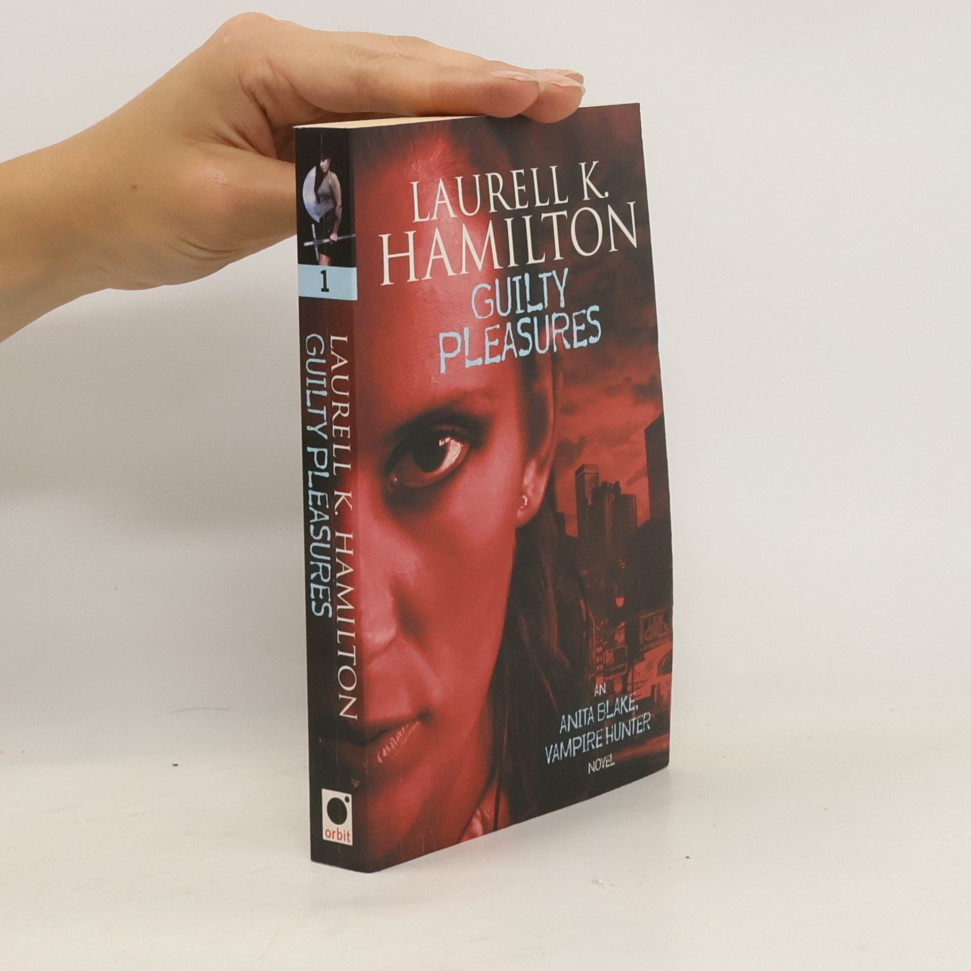 Laurell Kaye Hamilton Guilty Pleasures
