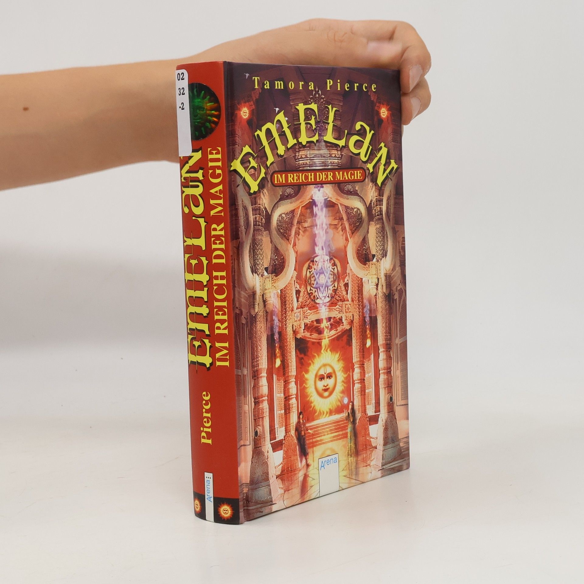 Tamora Pierce Im Reich der Magie. Aus d. Amerikan. v. Angelika Eisold-Viebig