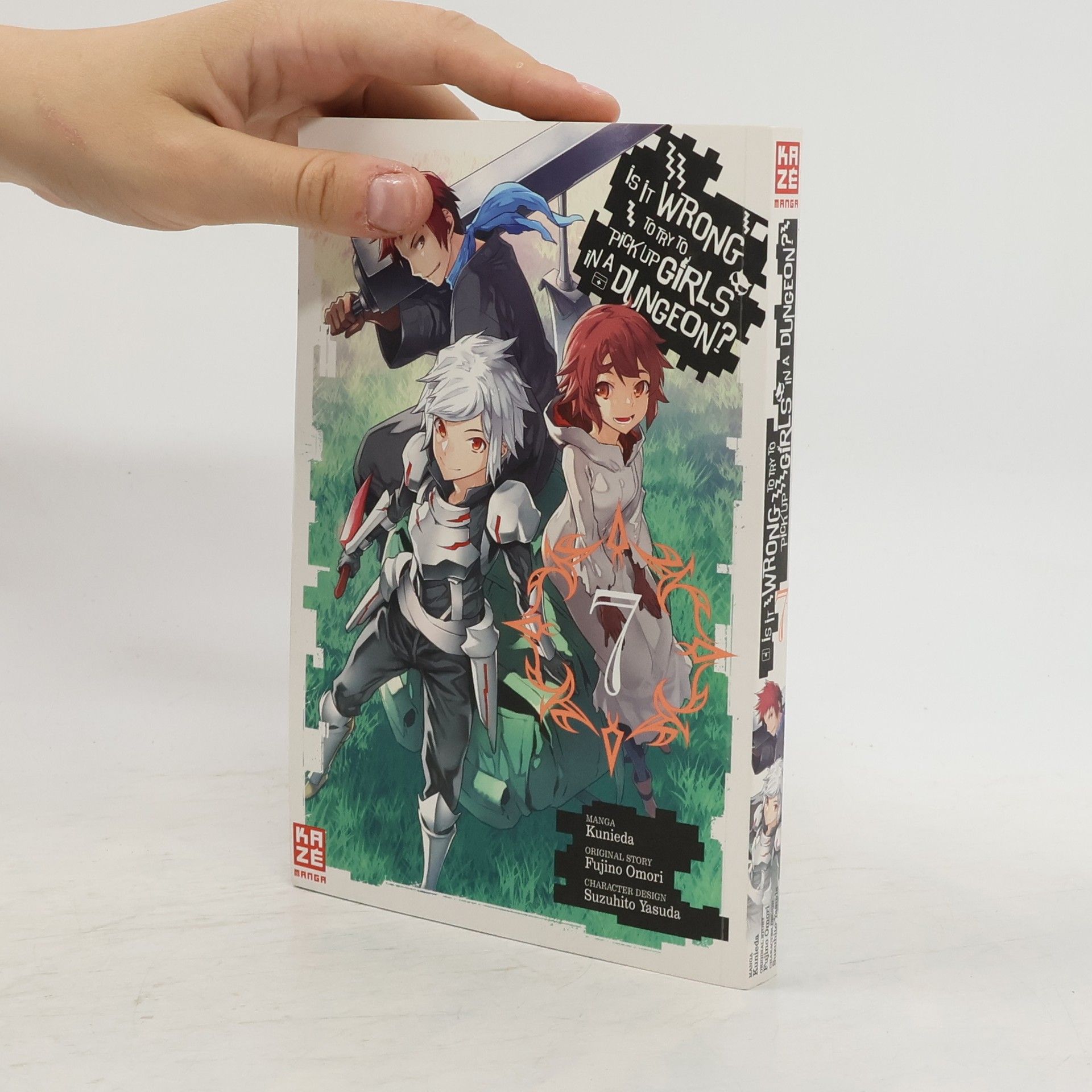Fujino Omori Is it Wrong to Try to Pick up Girls in a Dungeon. Bd.7