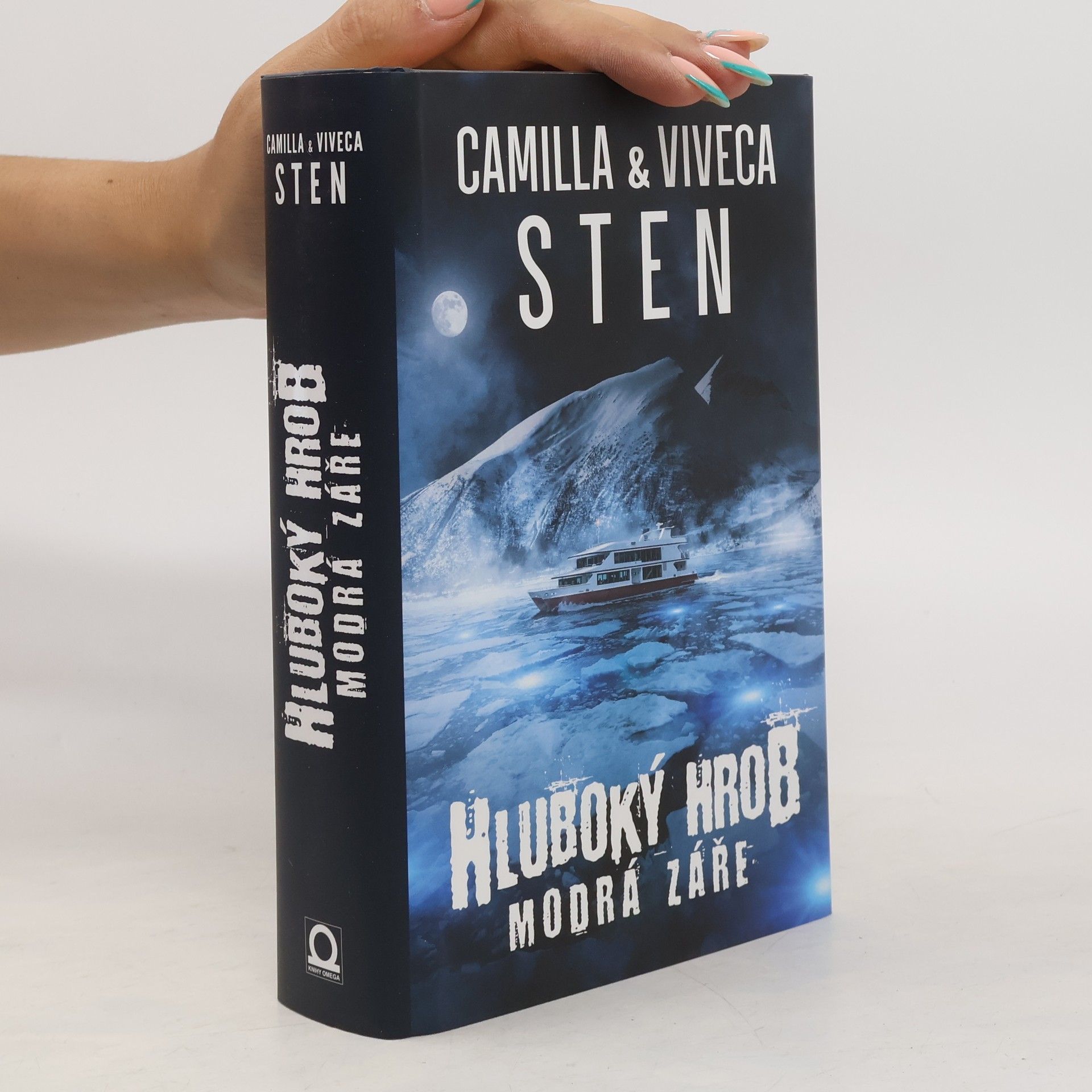 Viveca Sten Modrá záře. Hluboký hrob