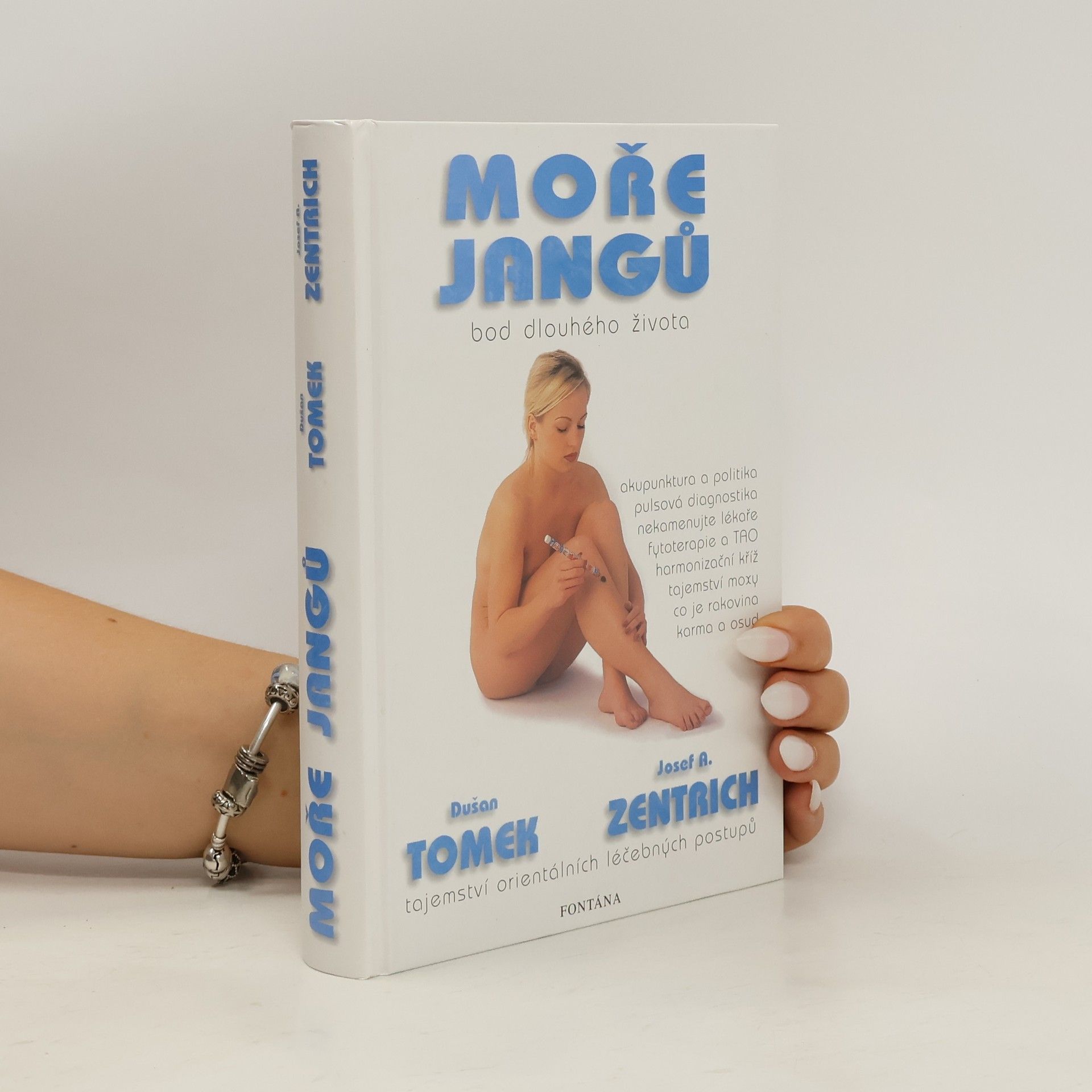 Dušan Tomek Moře Jangů. Bod dlouhého života