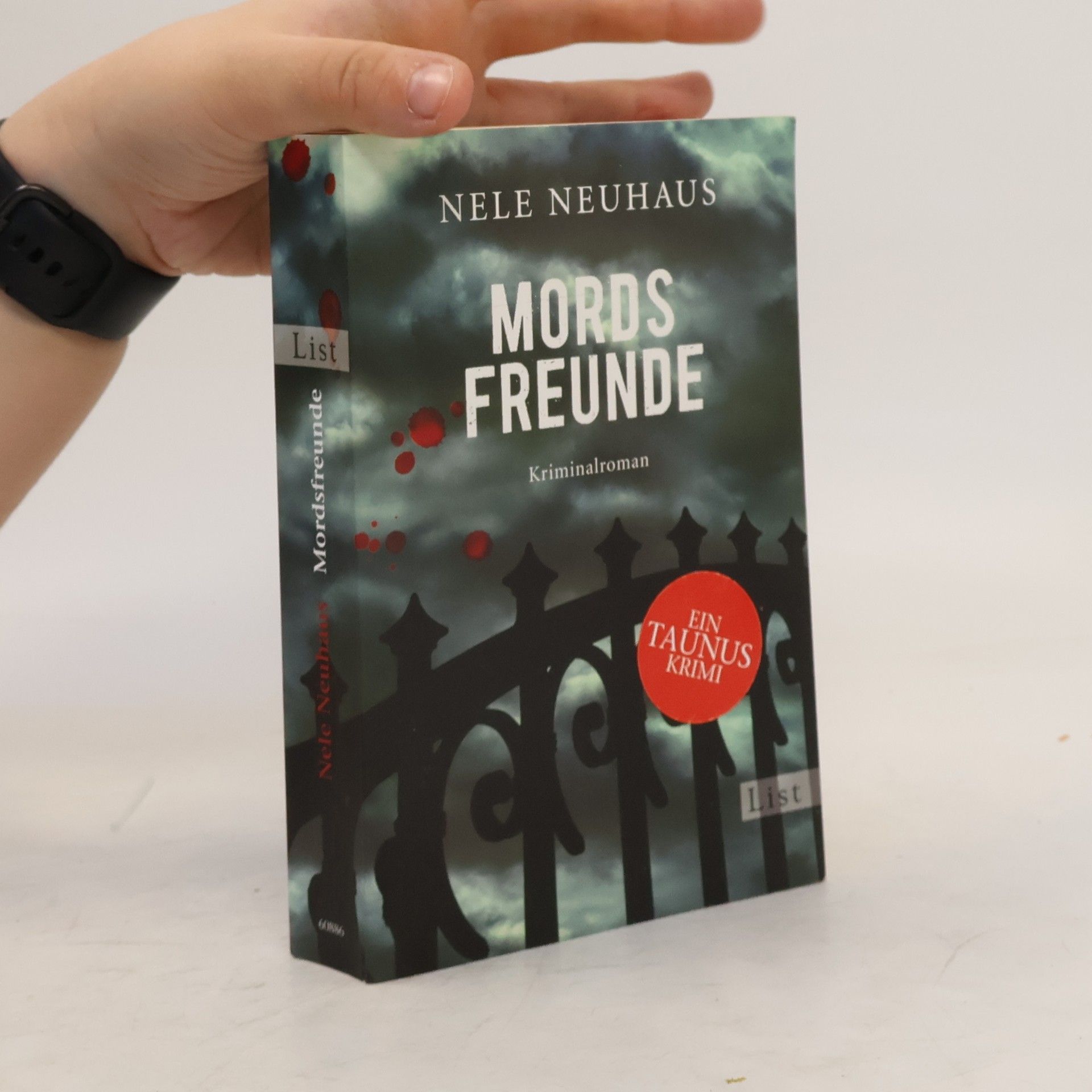 Nele Neuhaus Mordsfreunde