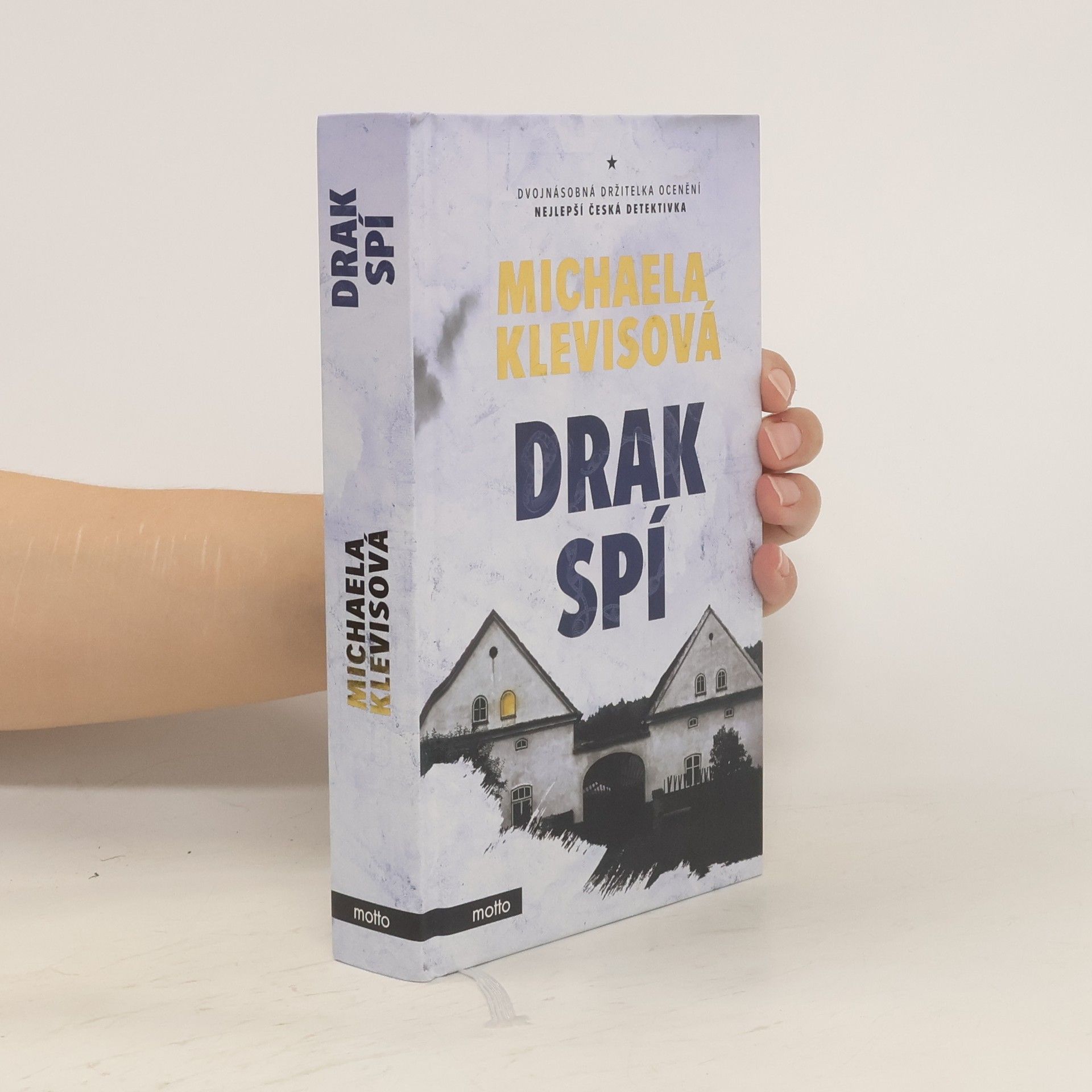 Drak spí