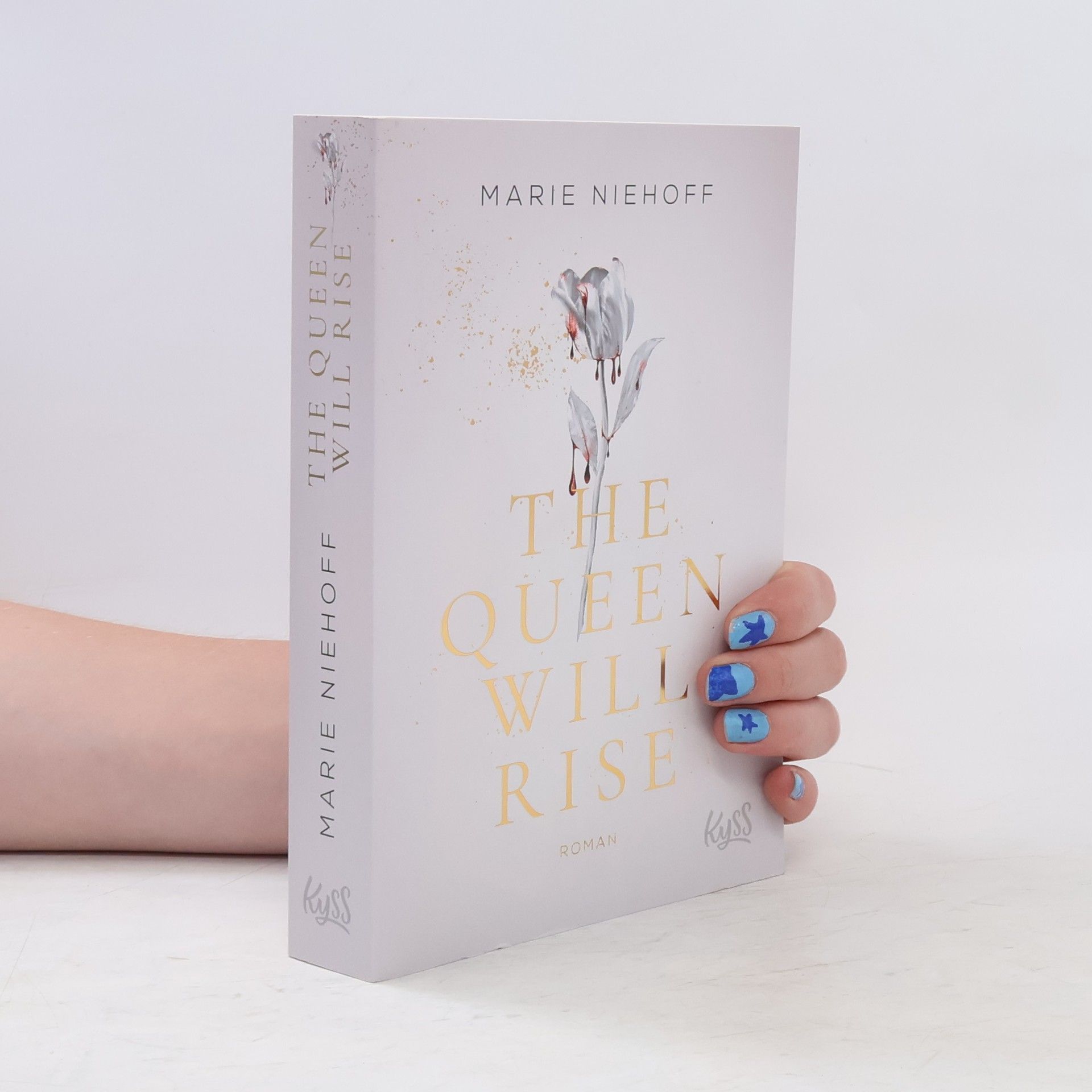 Marie Niehoff The Queen Will Rise