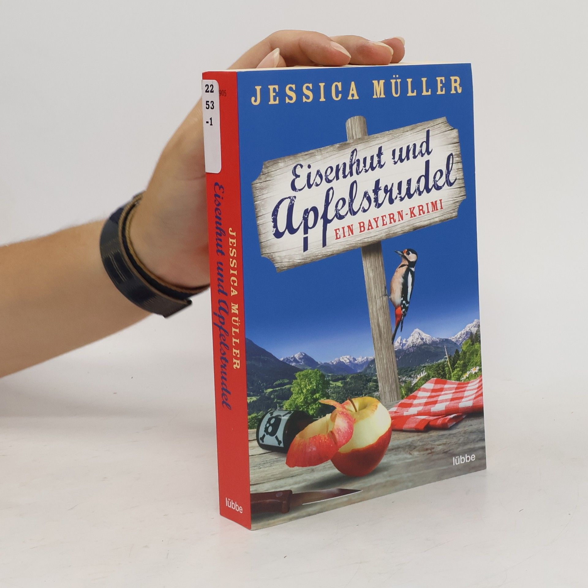 Jessica Müller Eisenhut und Apfelstrudel