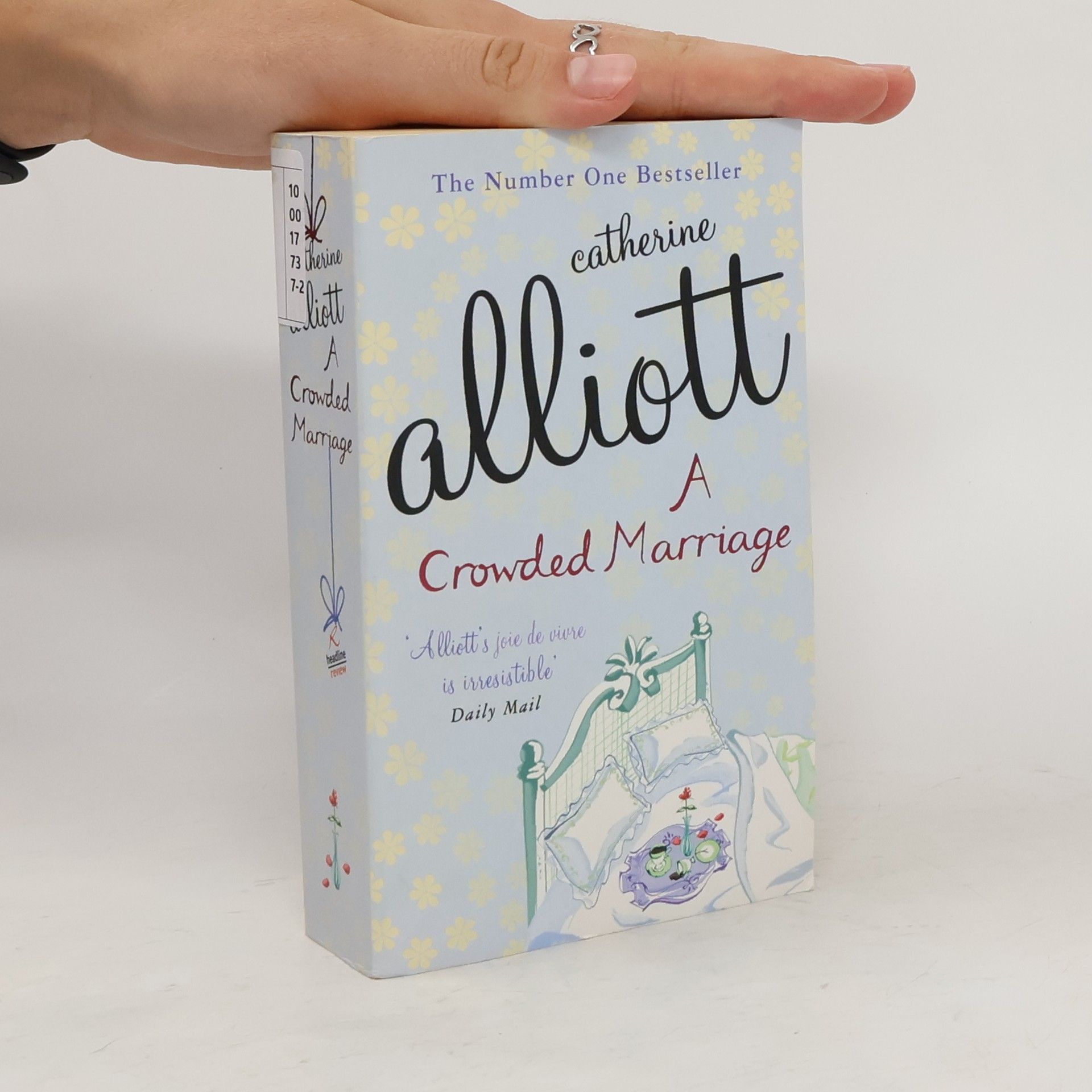 Catherine Alliott A Crowded Marriage