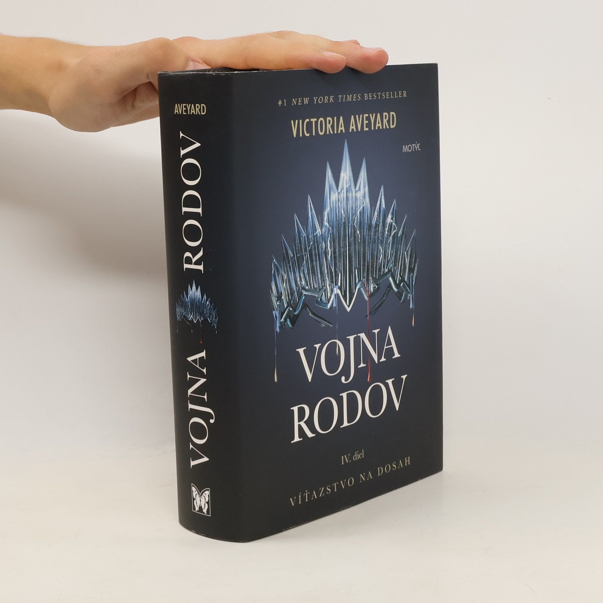 Victoria Aveyard Vojna rodov