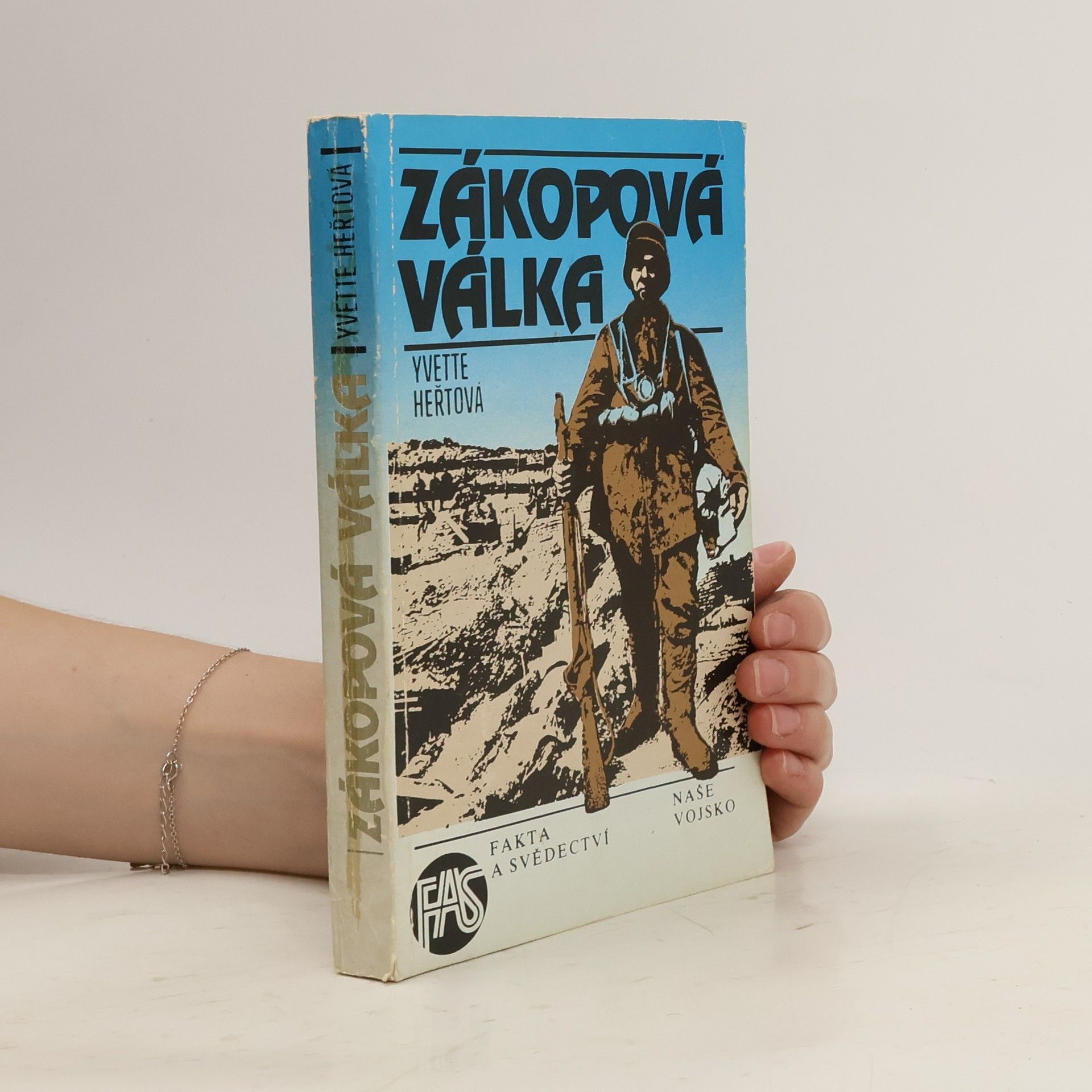 Yvette Heřtová Zákopová válka